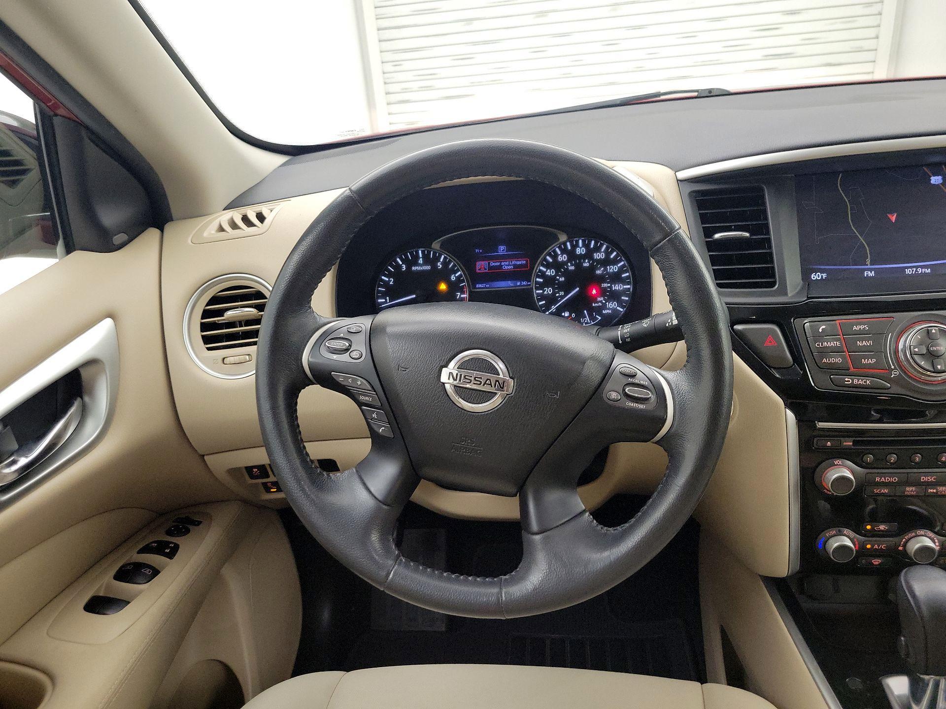 Thumbnail: 2017 Nissan Pathfinder - 10