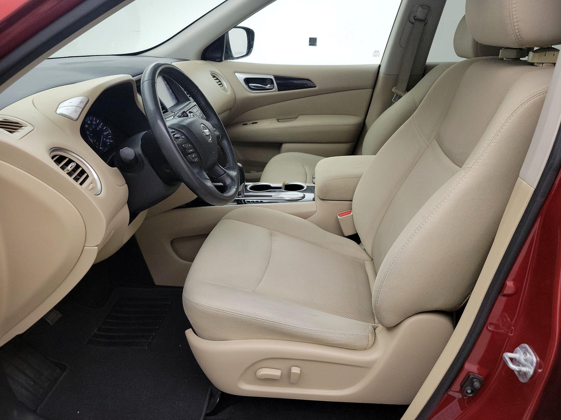 Thumbnail: 2017 Nissan Pathfinder - 11