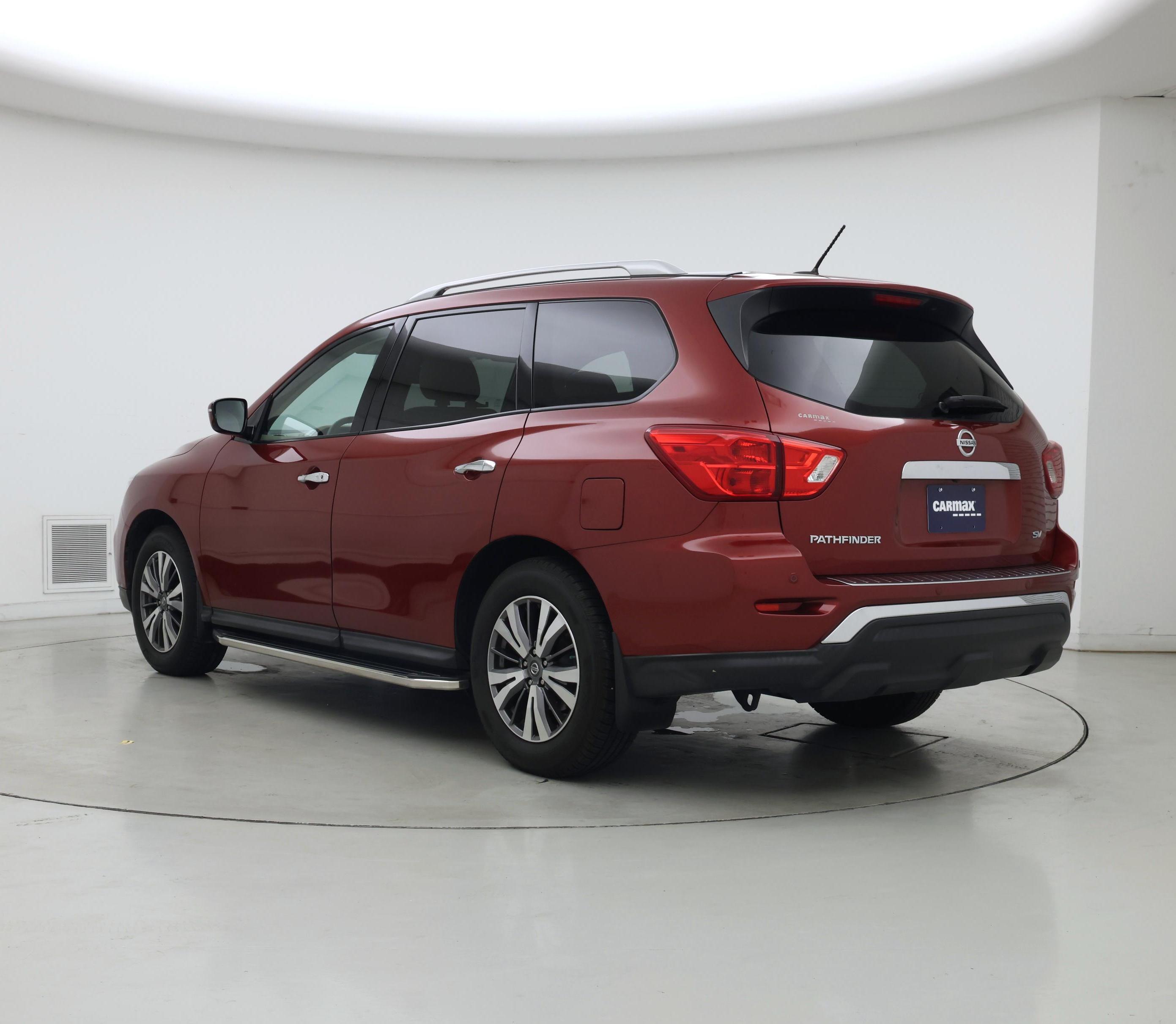 Thumbnail: 2017 Nissan Pathfinder - 2