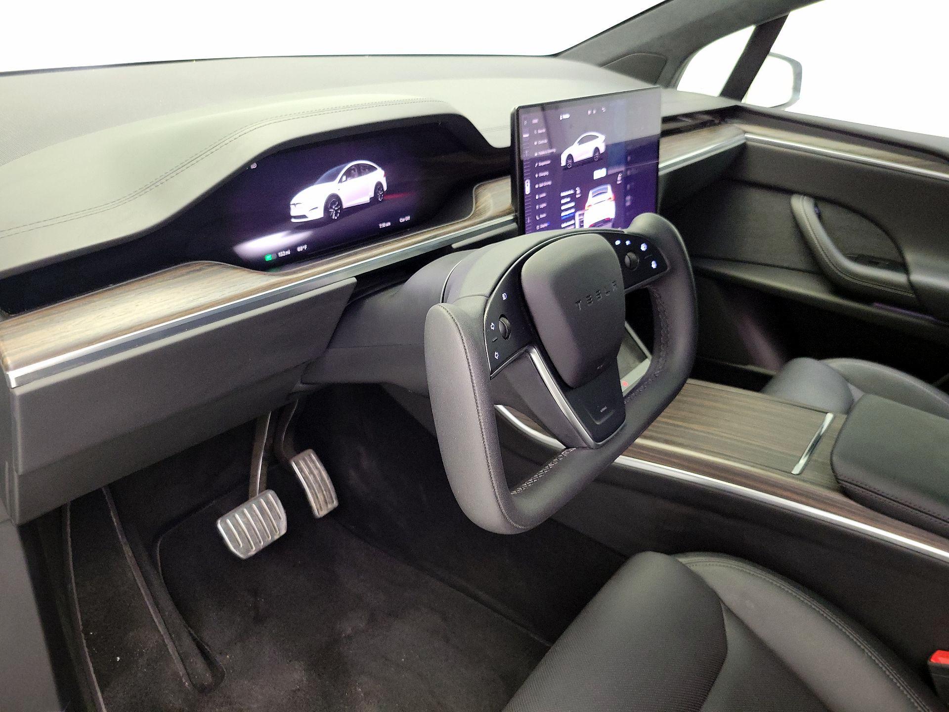 Thumbnail: 2023 Tesla Model X - 9
