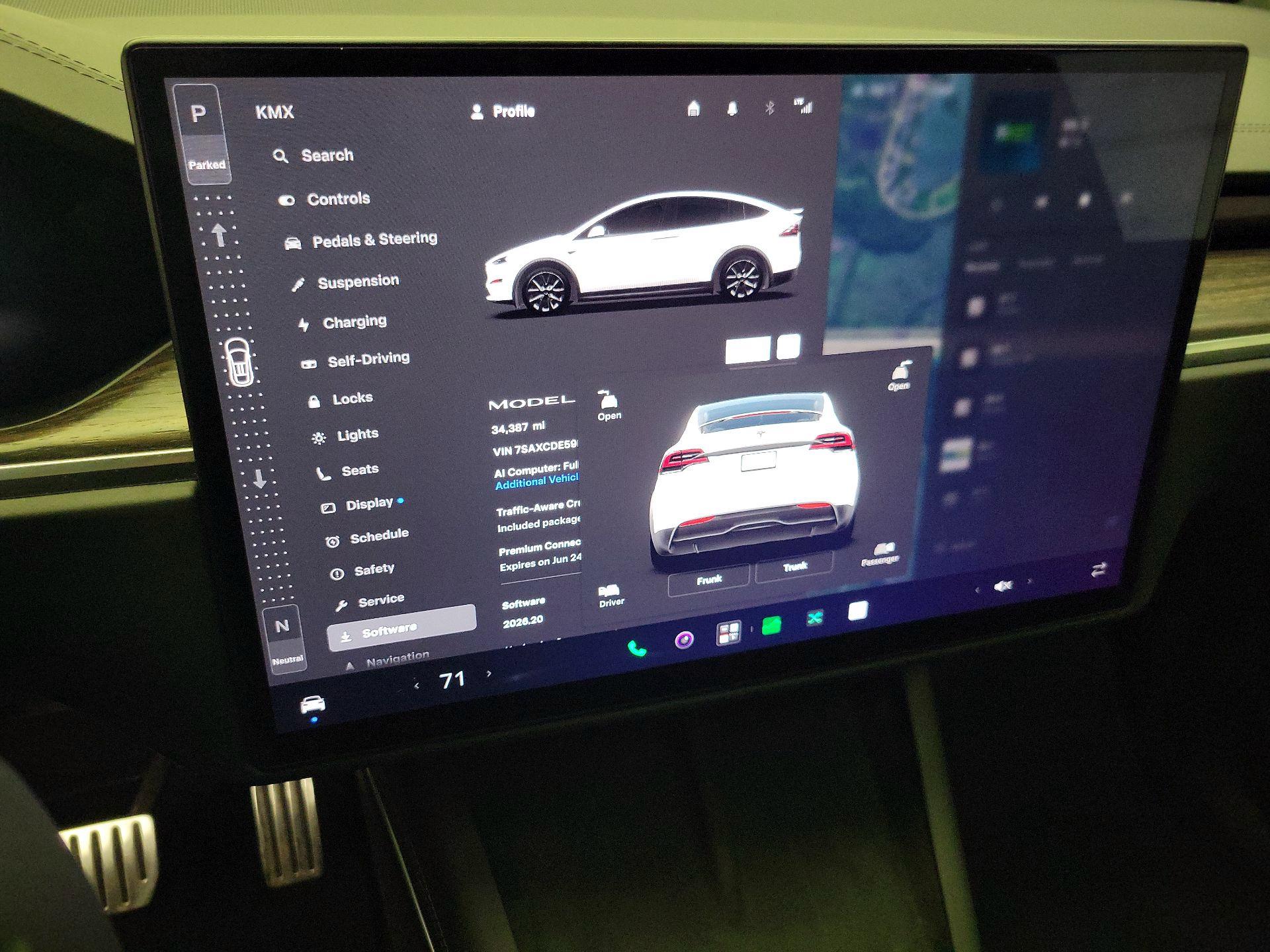 Thumbnail: 2023 Tesla Model X - 14