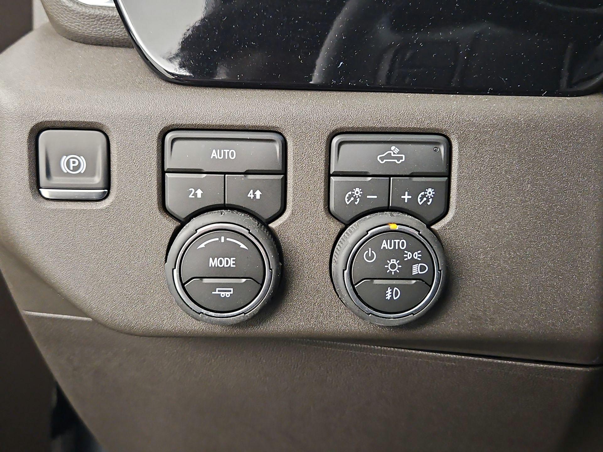 Thumbnail: 2026 Chevrolet Silverado 1500 - 13