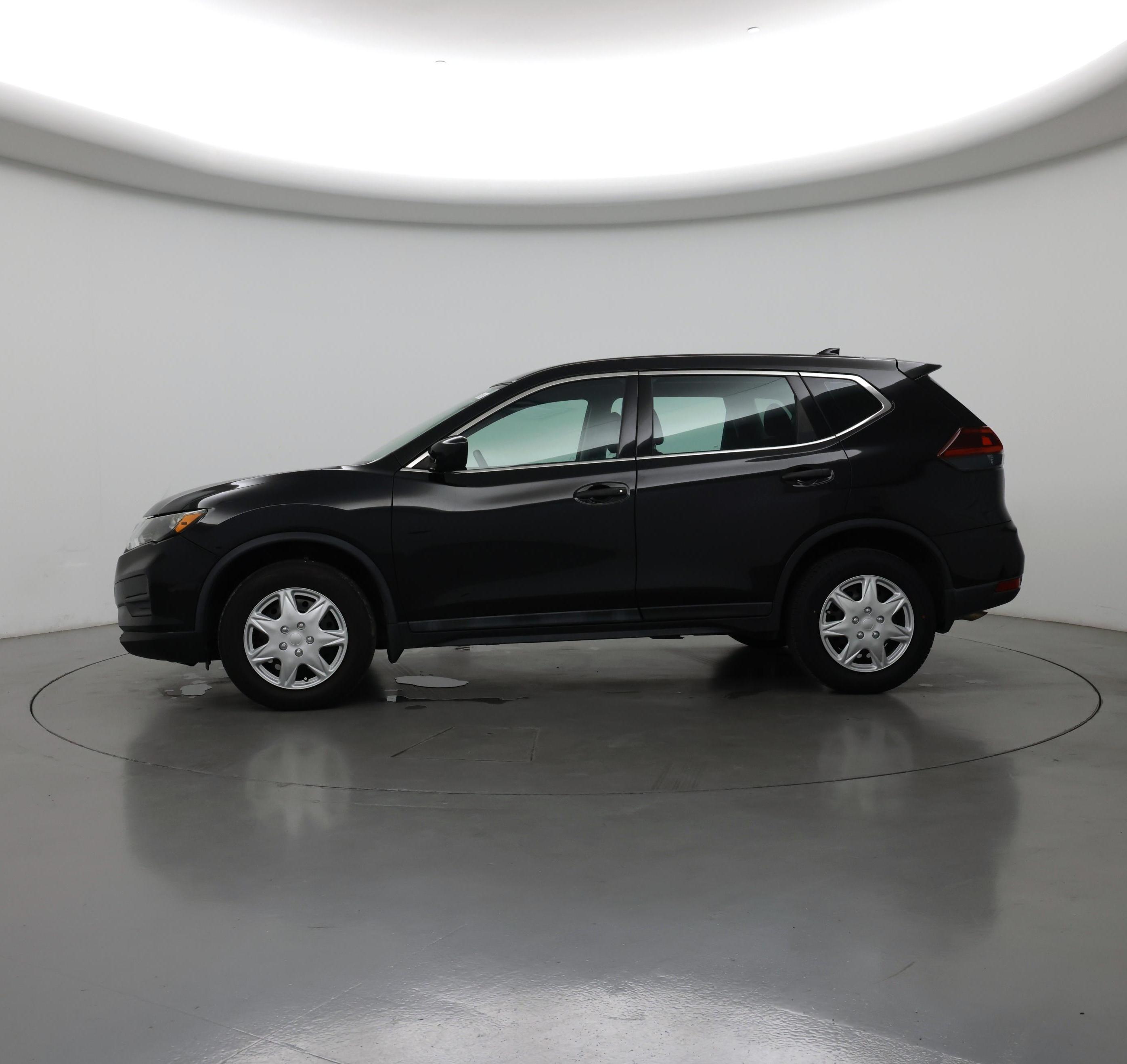 Thumbnail: 2018 Nissan Rogue - 3