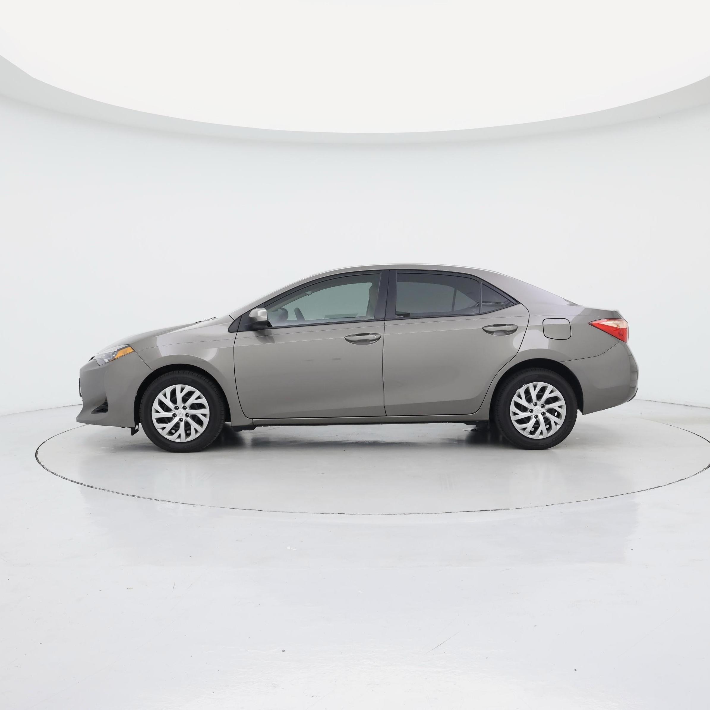 Thumbnail: 2019 Toyota Corolla - 3