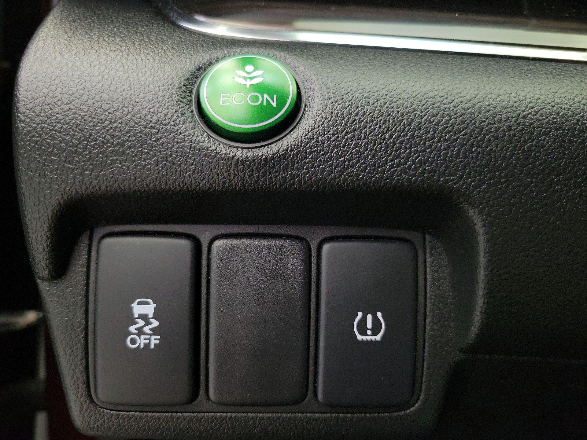 Thumbnail: 2016 Honda CR-V - 13