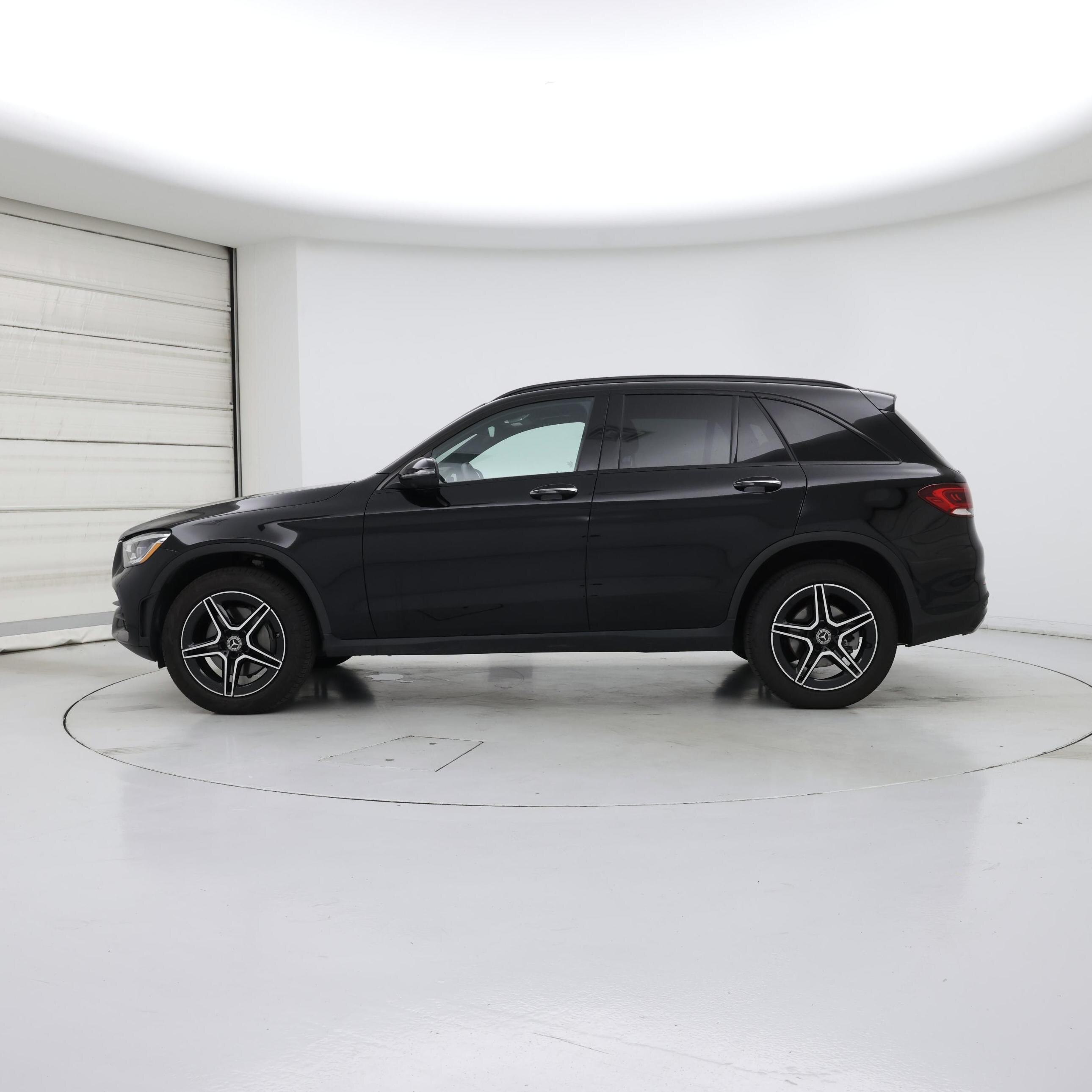 Thumbnail: 2021 Mercedes-Benz GLC - 3