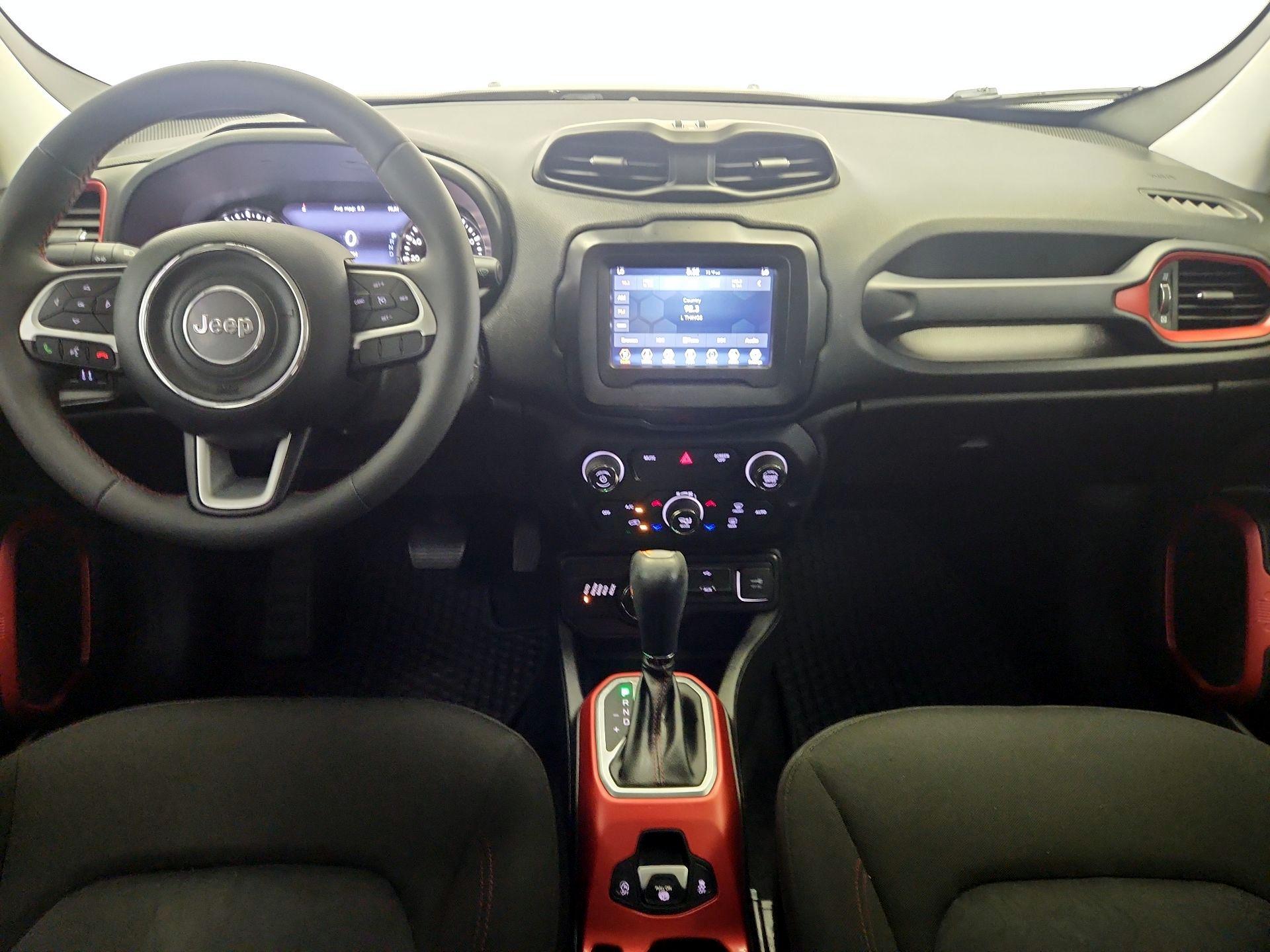 Thumbnail: 2020 Jeep Renegade - 9