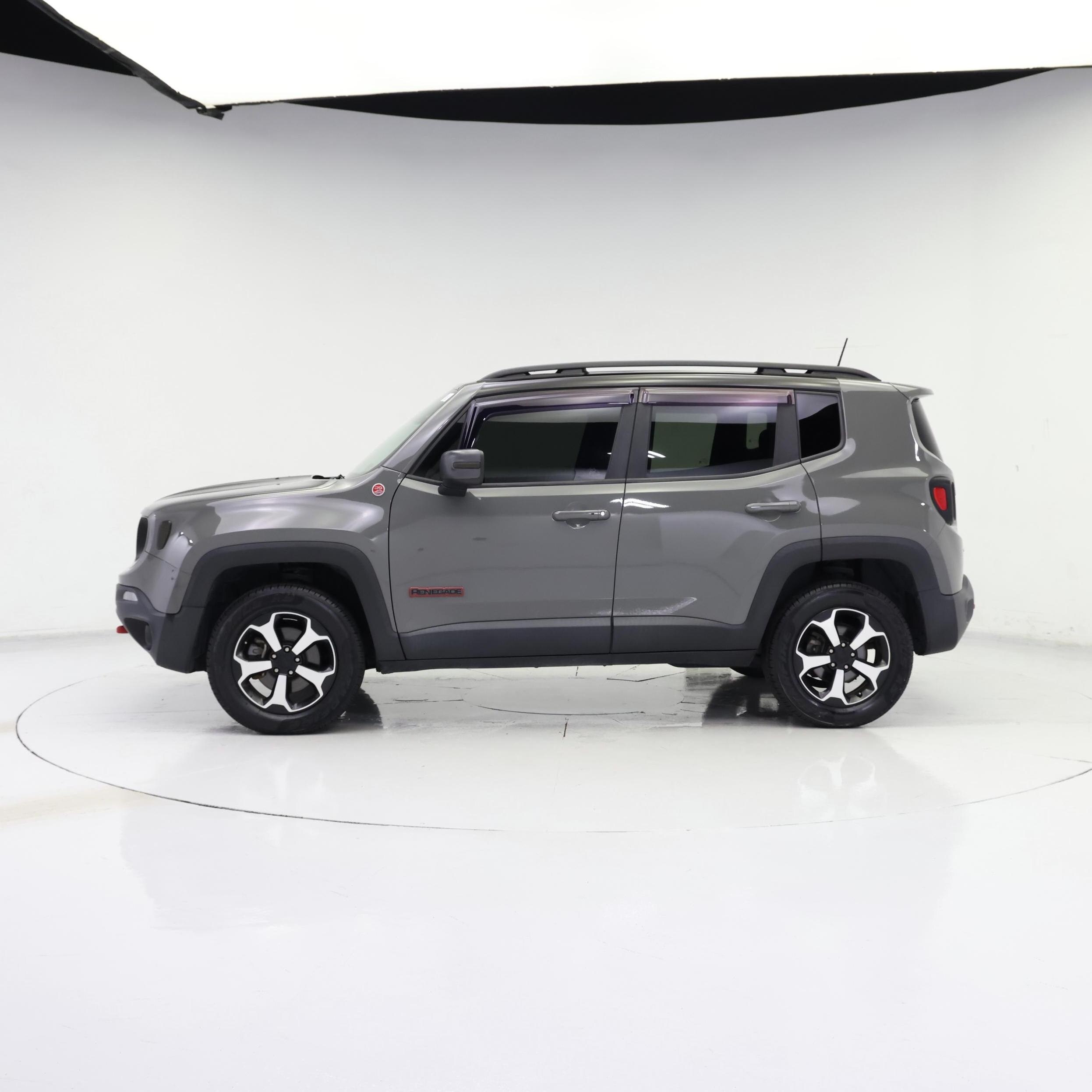 Thumbnail: 2020 Jeep Renegade - 3