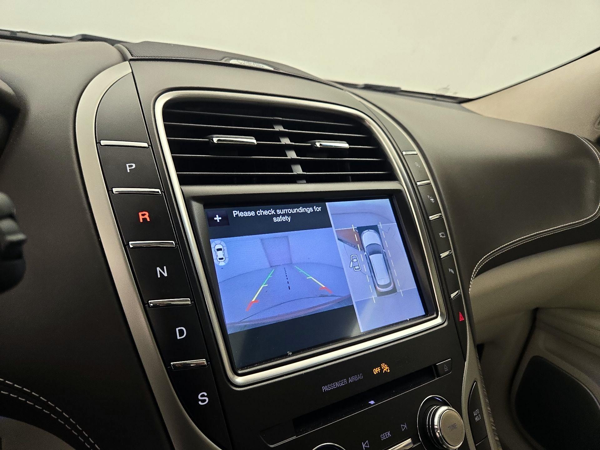 Thumbnail: 2019 Lincoln Nautilus - 15