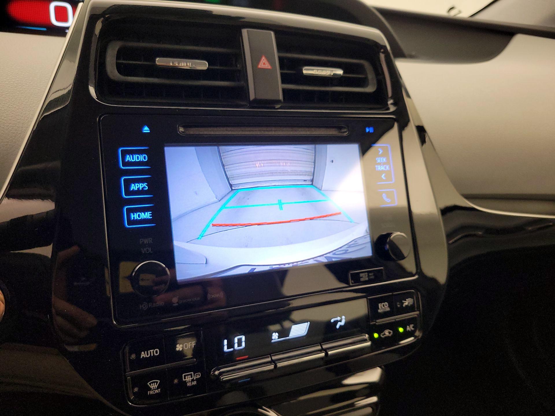 Thumbnail: 2016 Toyota Prius - 15