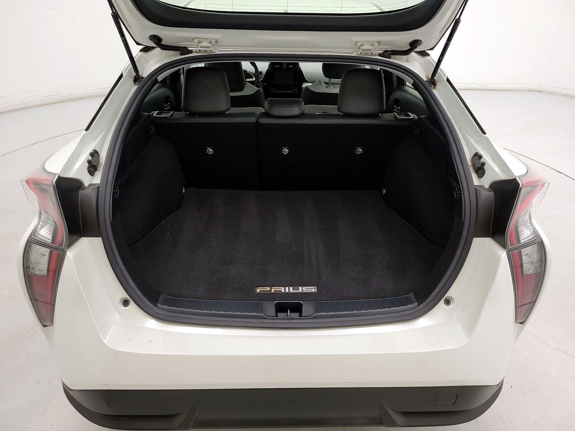 Thumbnail: 2016 Toyota Prius - 20
