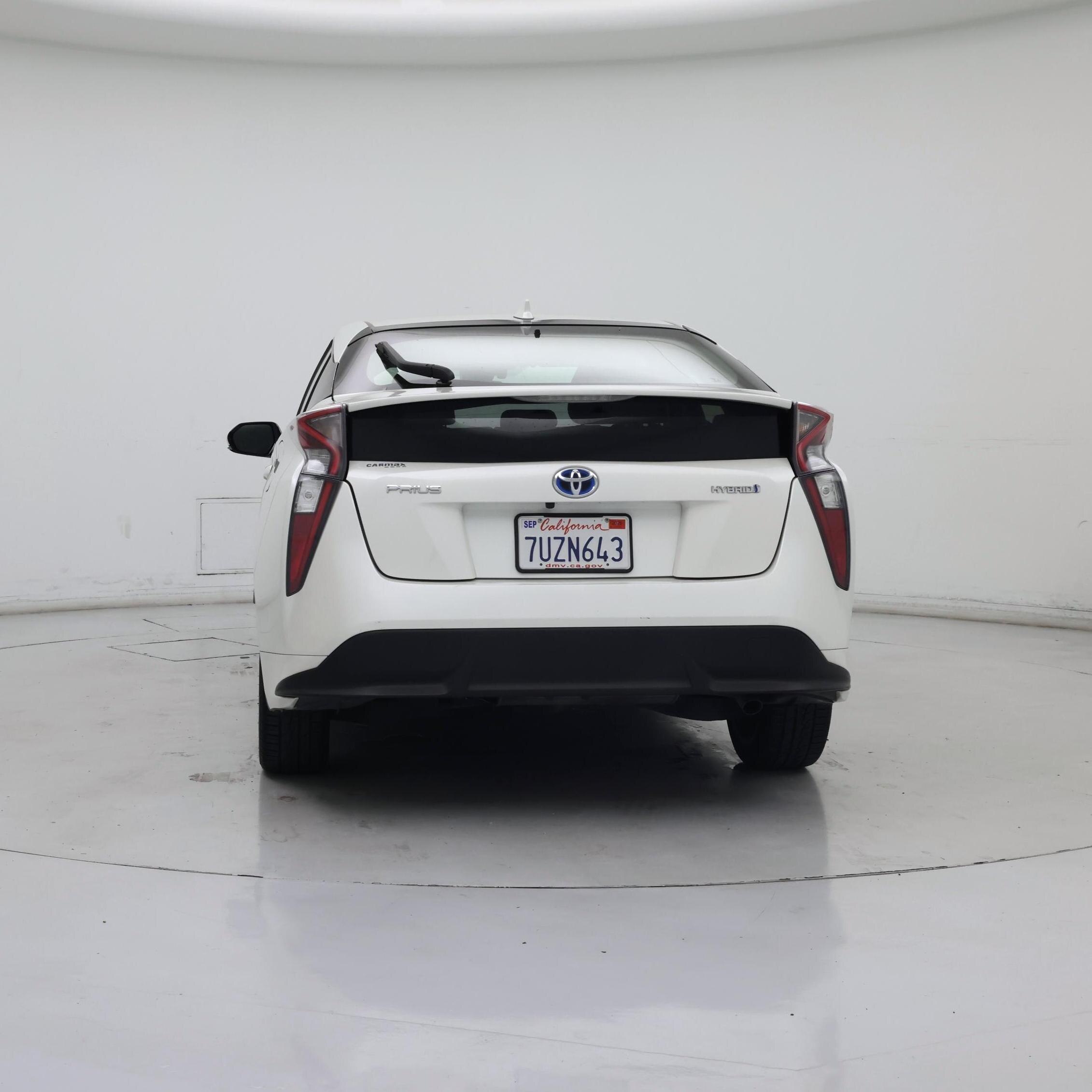 Thumbnail: 2016 Toyota Prius - 6