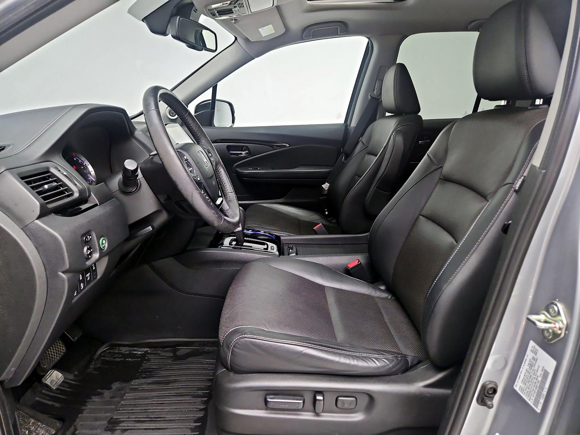 Thumbnail: 2019 Honda Ridgeline - 11