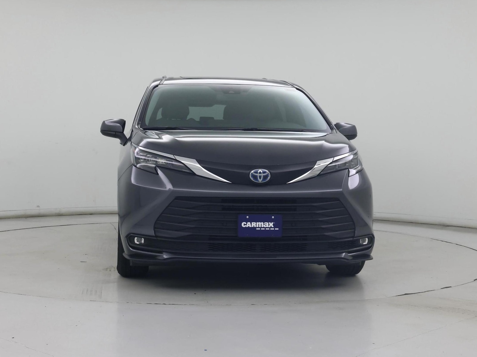 2025 Toyota Sienna XLE - Photo 6