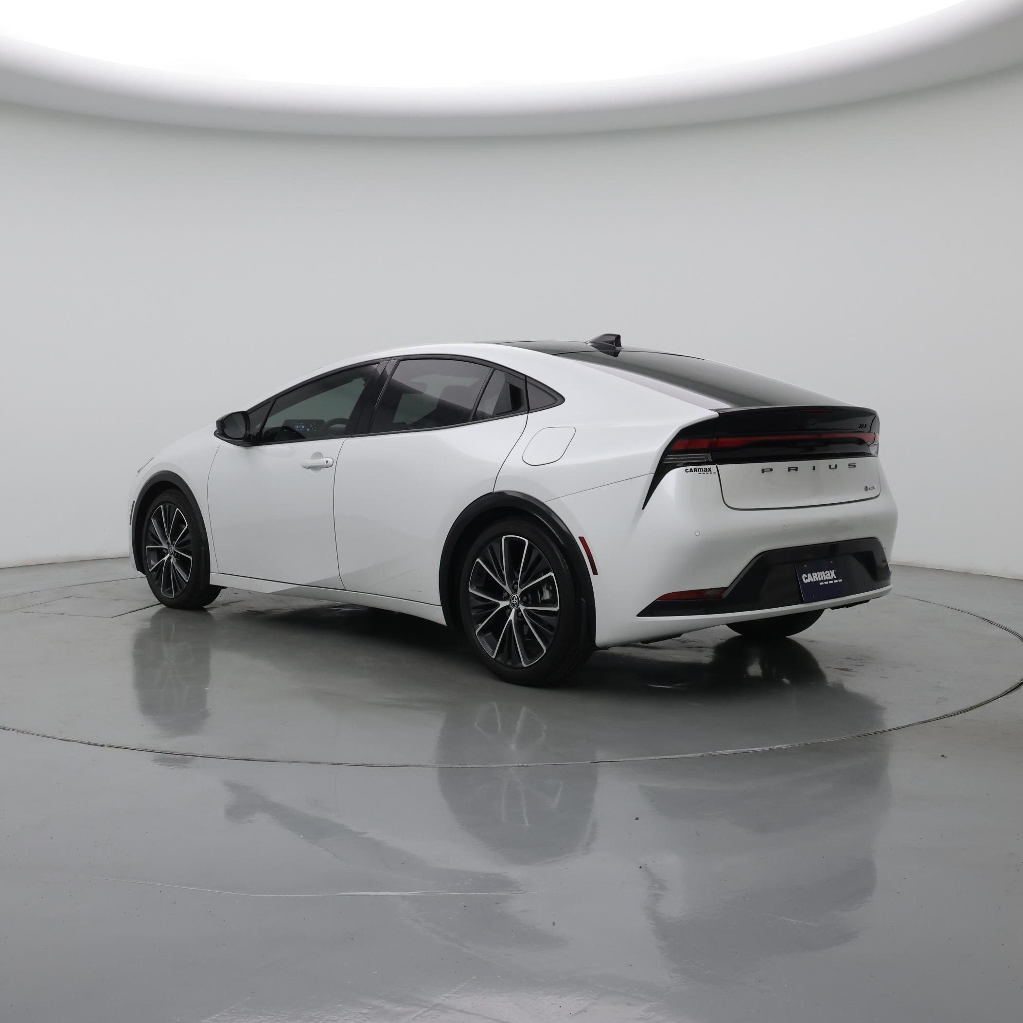 Thumbnail: 2025 Toyota Prius - 2