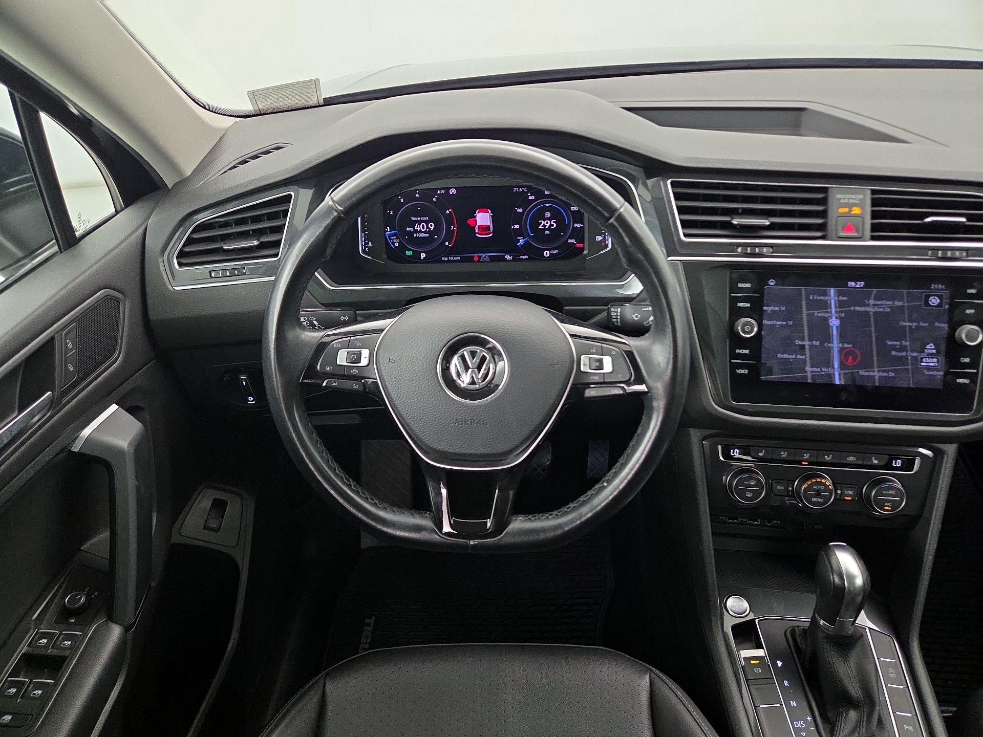 Thumbnail: 2019 Volkswagen Tiguan - 10