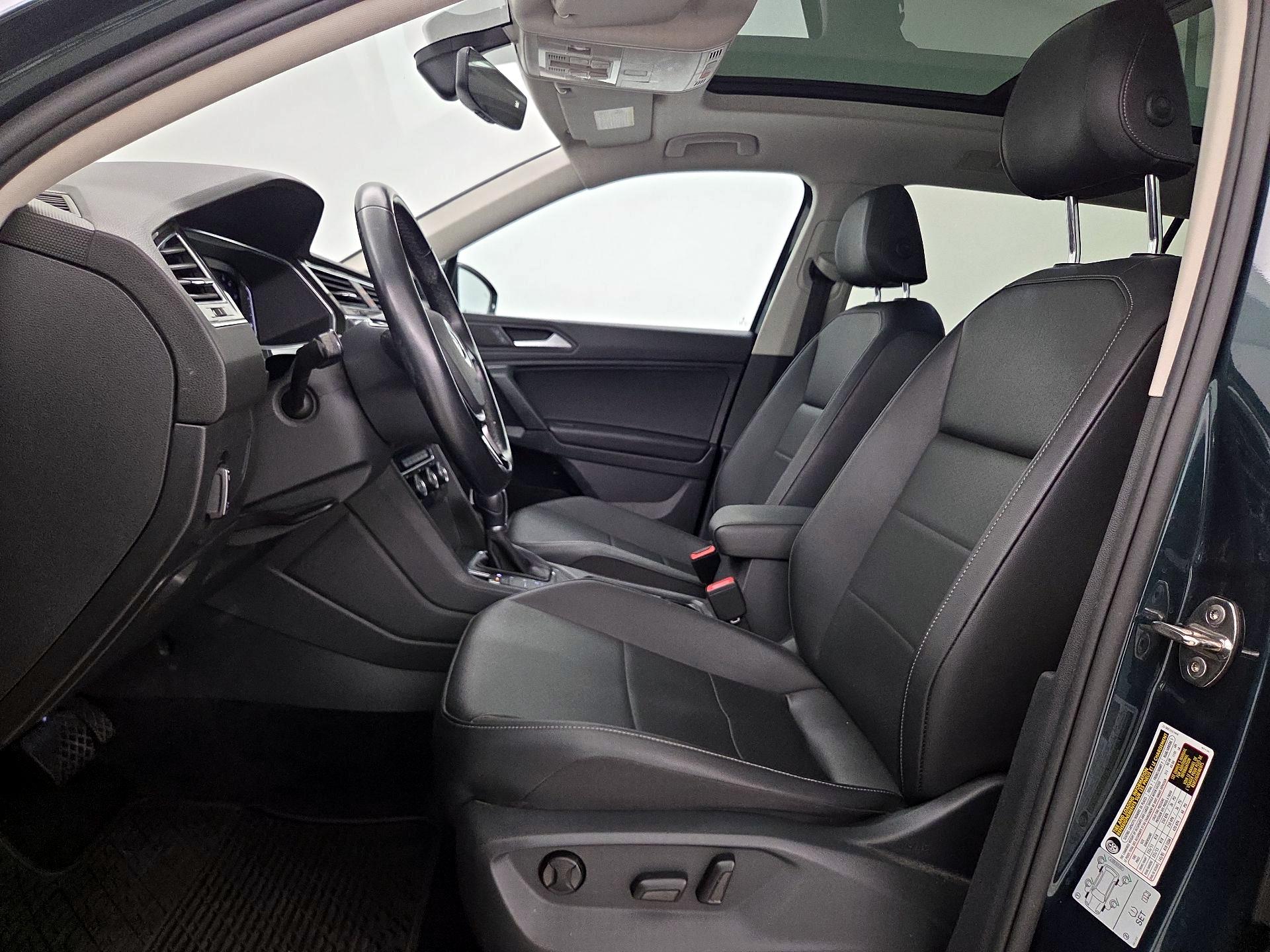 Thumbnail: 2019 Volkswagen Tiguan - 11