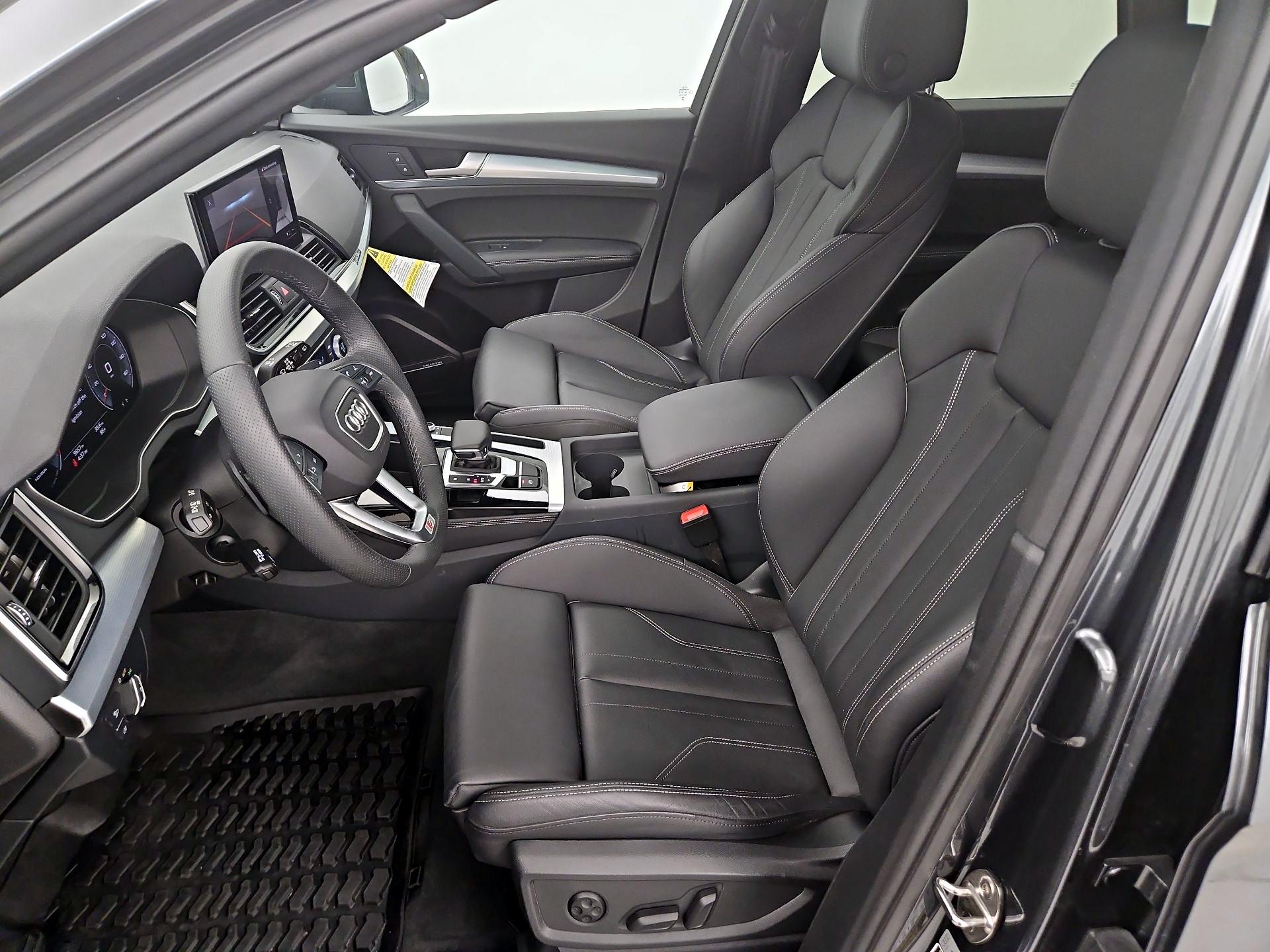 Thumbnail: 2024 Audi Q5 - 11