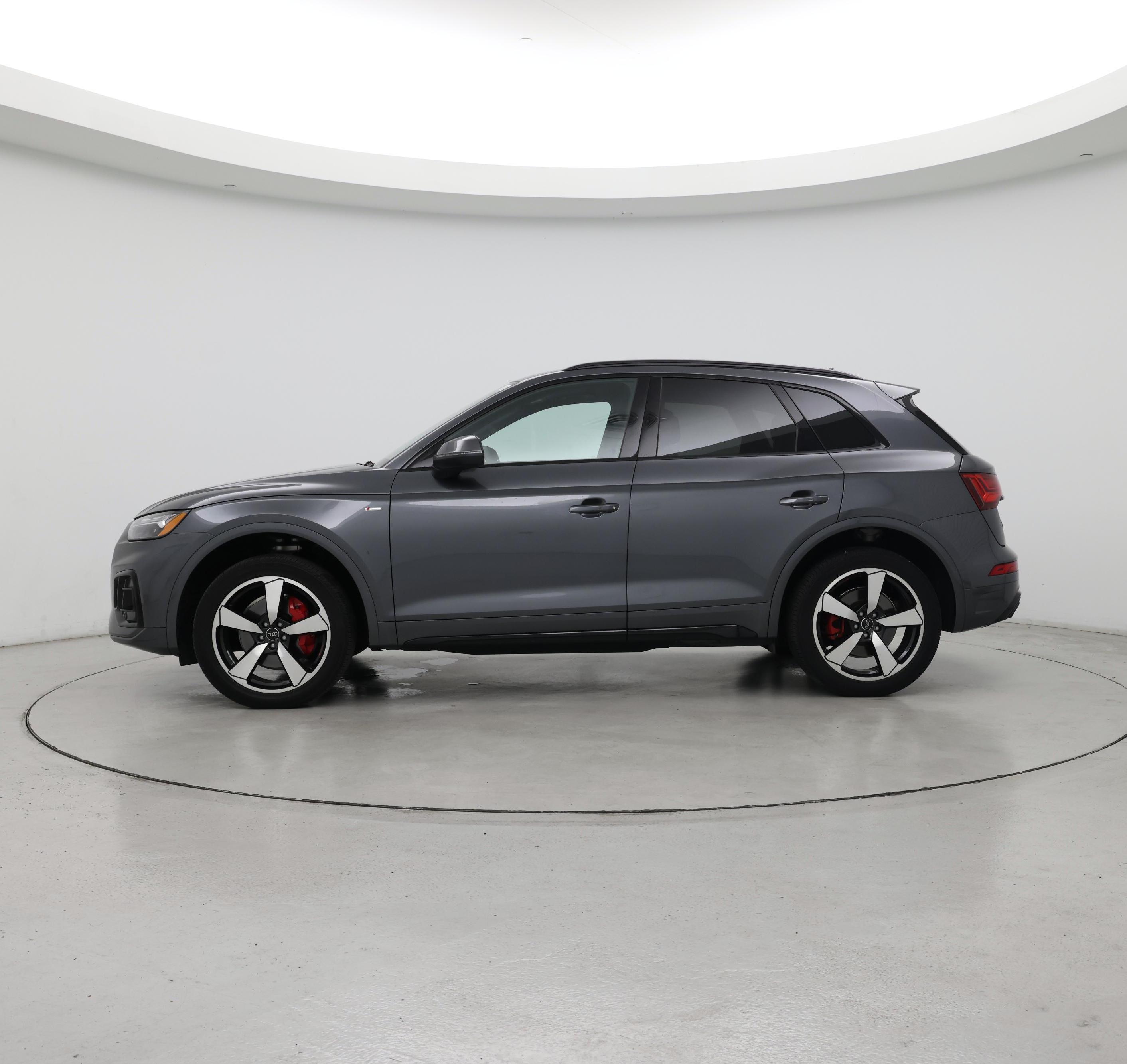 Thumbnail: 2024 Audi Q5 - 3