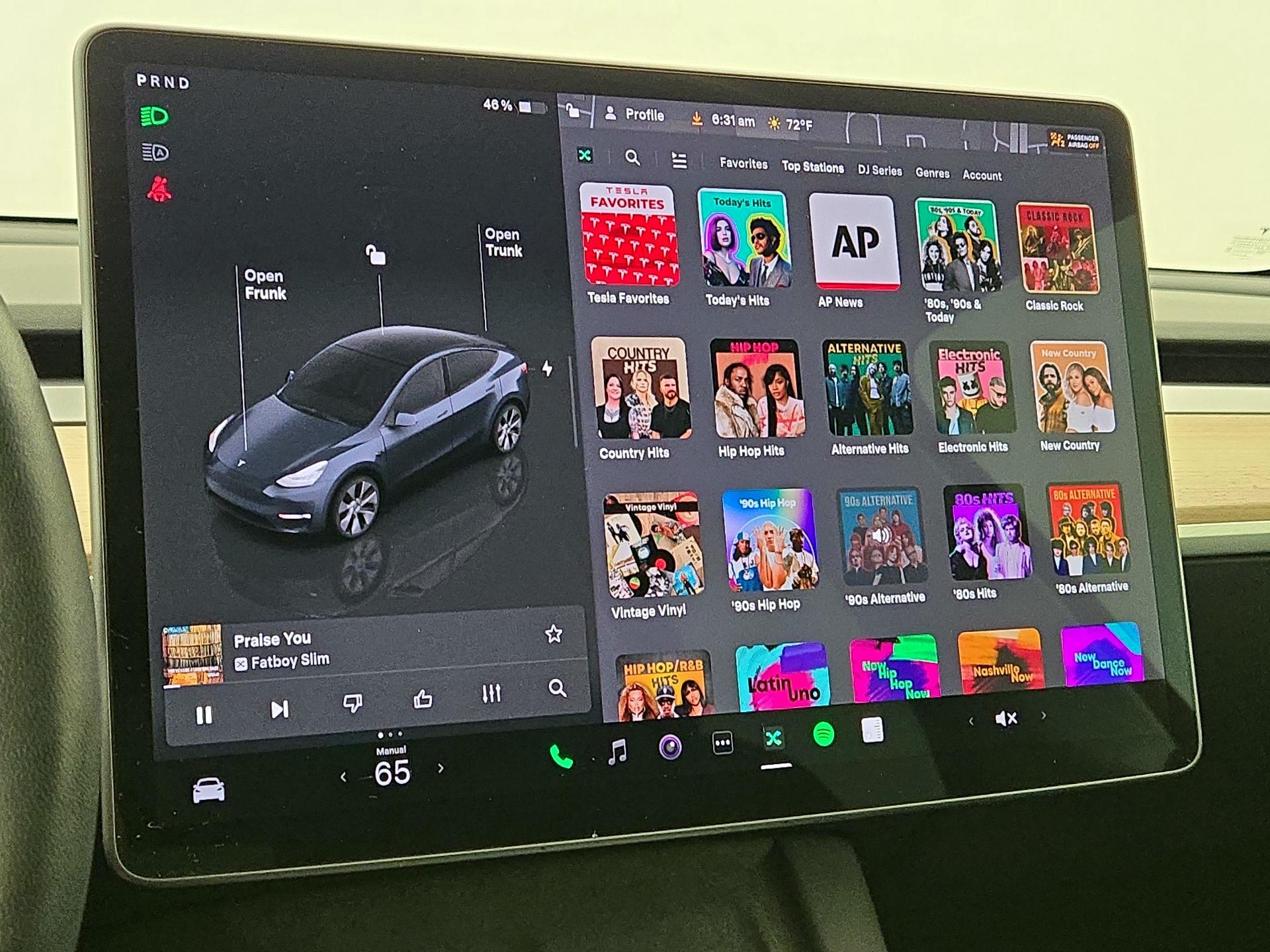 Thumbnail: 2023 Tesla Model Y - 15