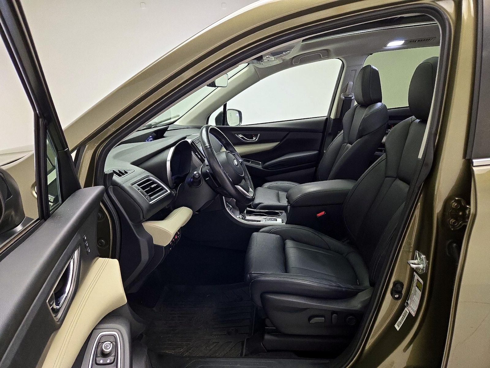 2022 Subaru Ascent Limited - Photo 12