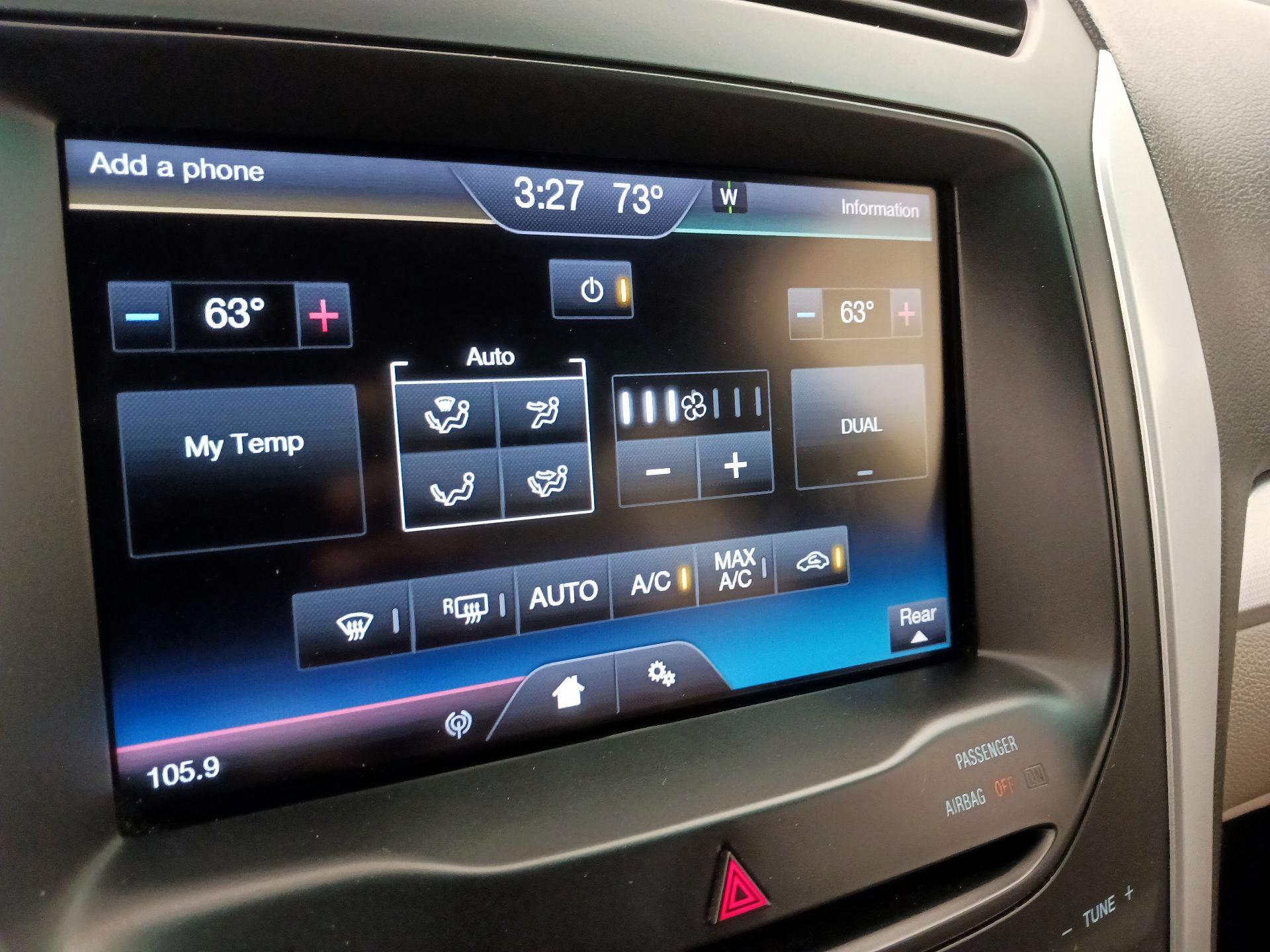 Thumbnail: 2015 Ford Explorer - 16
