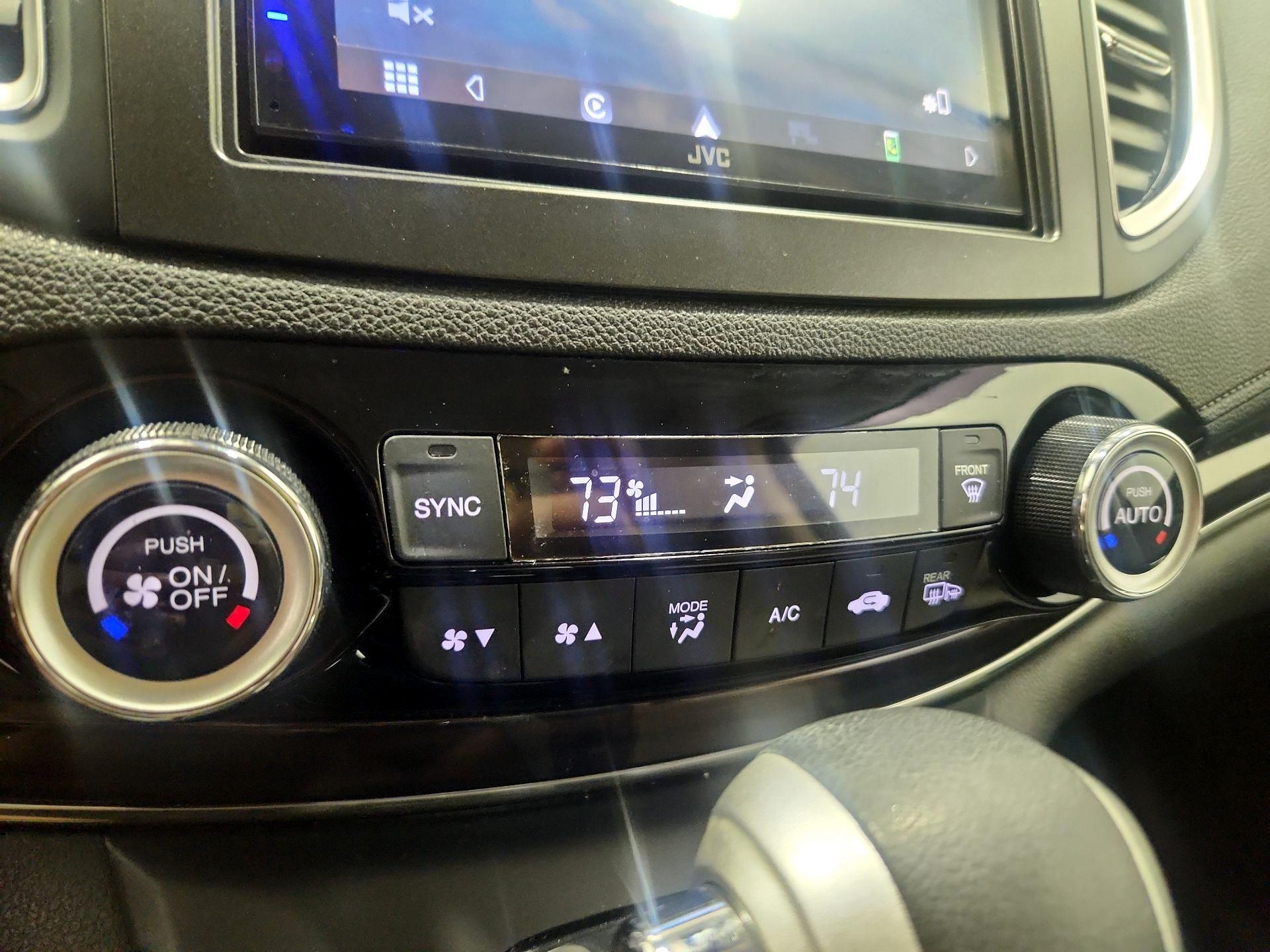 Thumbnail: 2015 Honda CR-V - 16