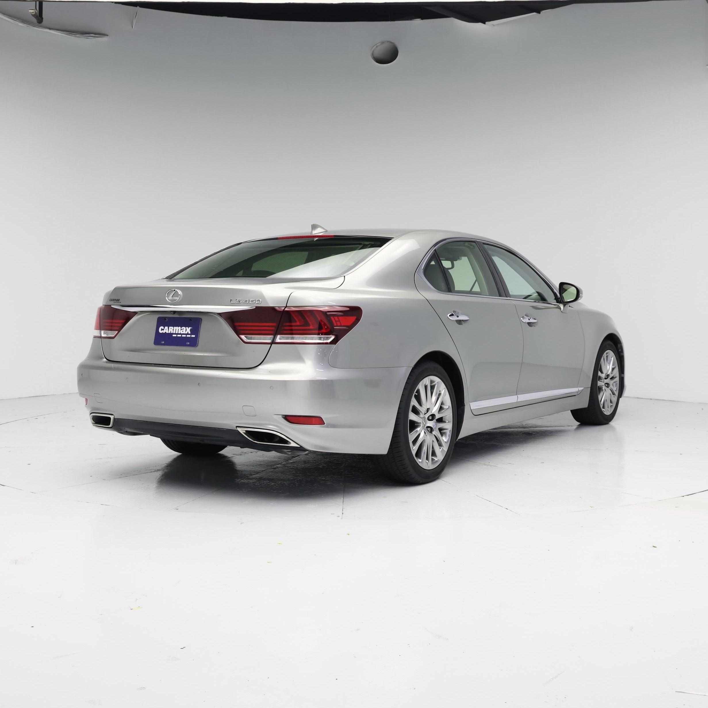 Thumbnail: 2016 Lexus LS - 8