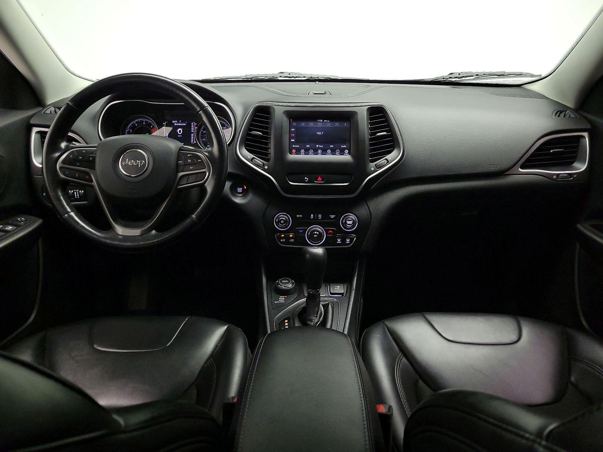 Thumbnail: 2020 Jeep Cherokee - 9