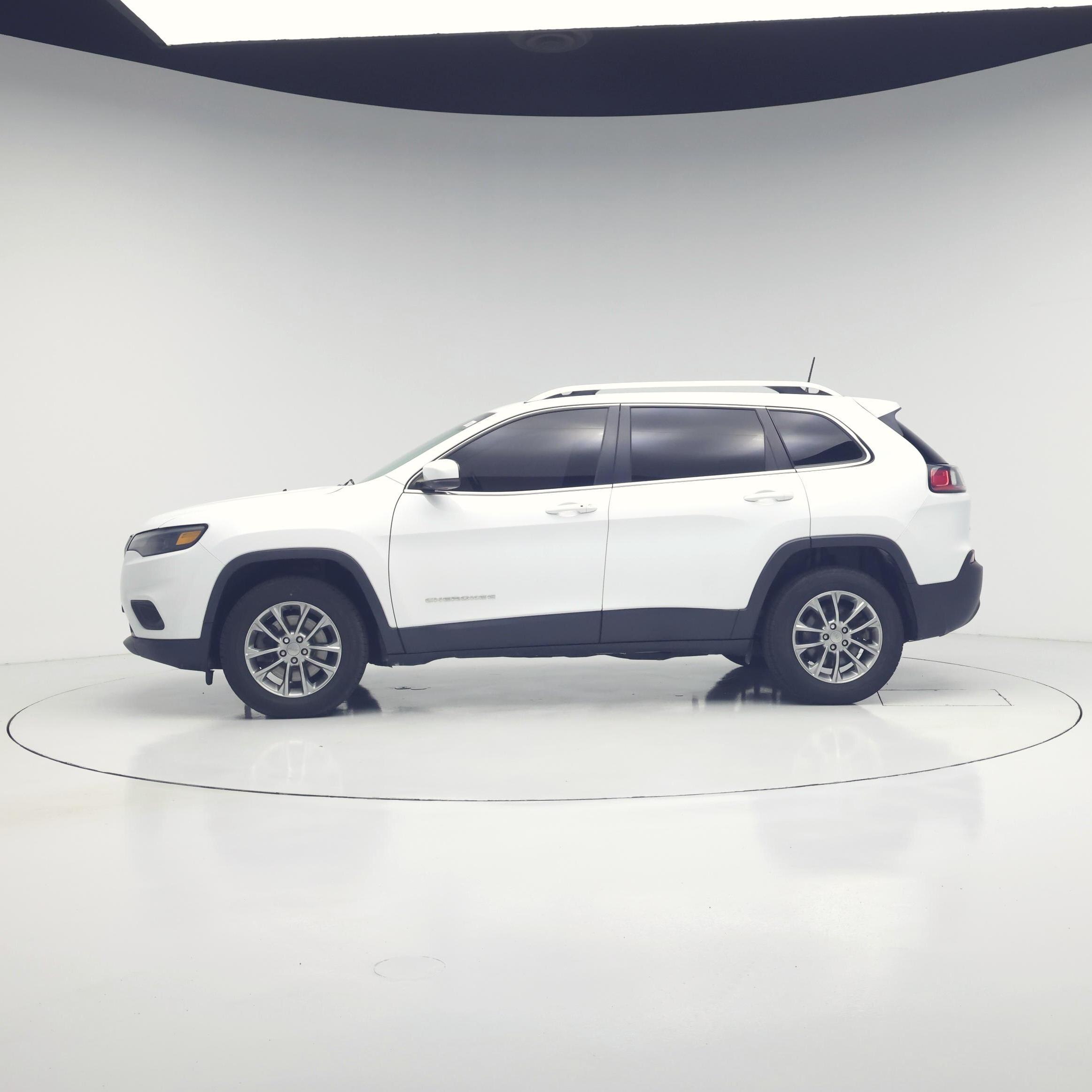 Thumbnail: 2020 Jeep Cherokee - 3