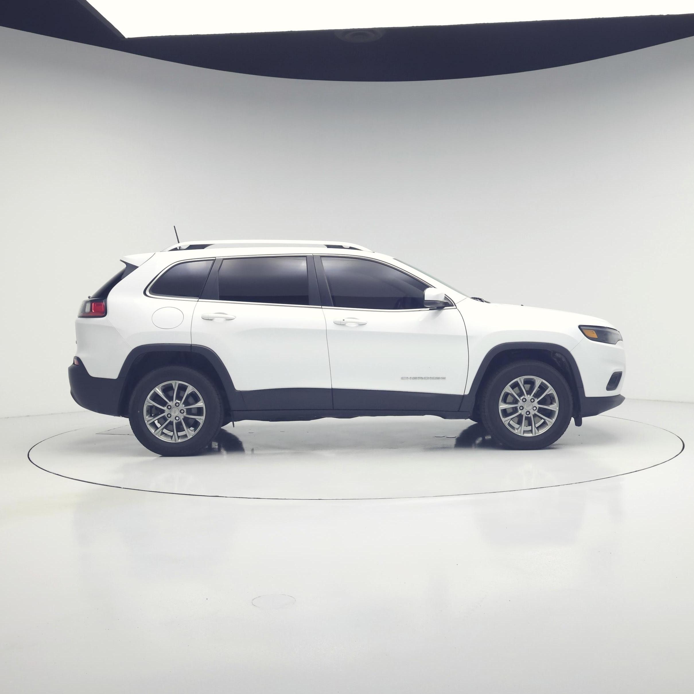 Thumbnail: 2020 Jeep Cherokee - 7