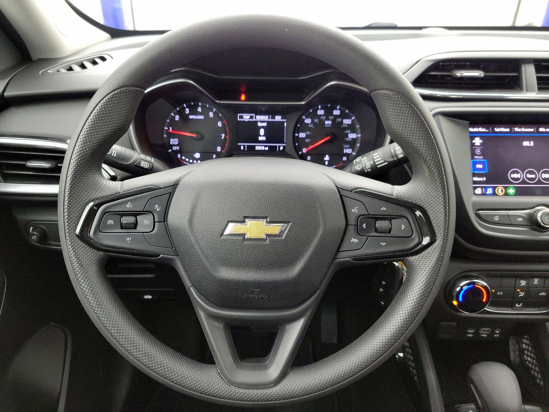 Thumbnail: 2022 Chevrolet TrailBlazer - 10