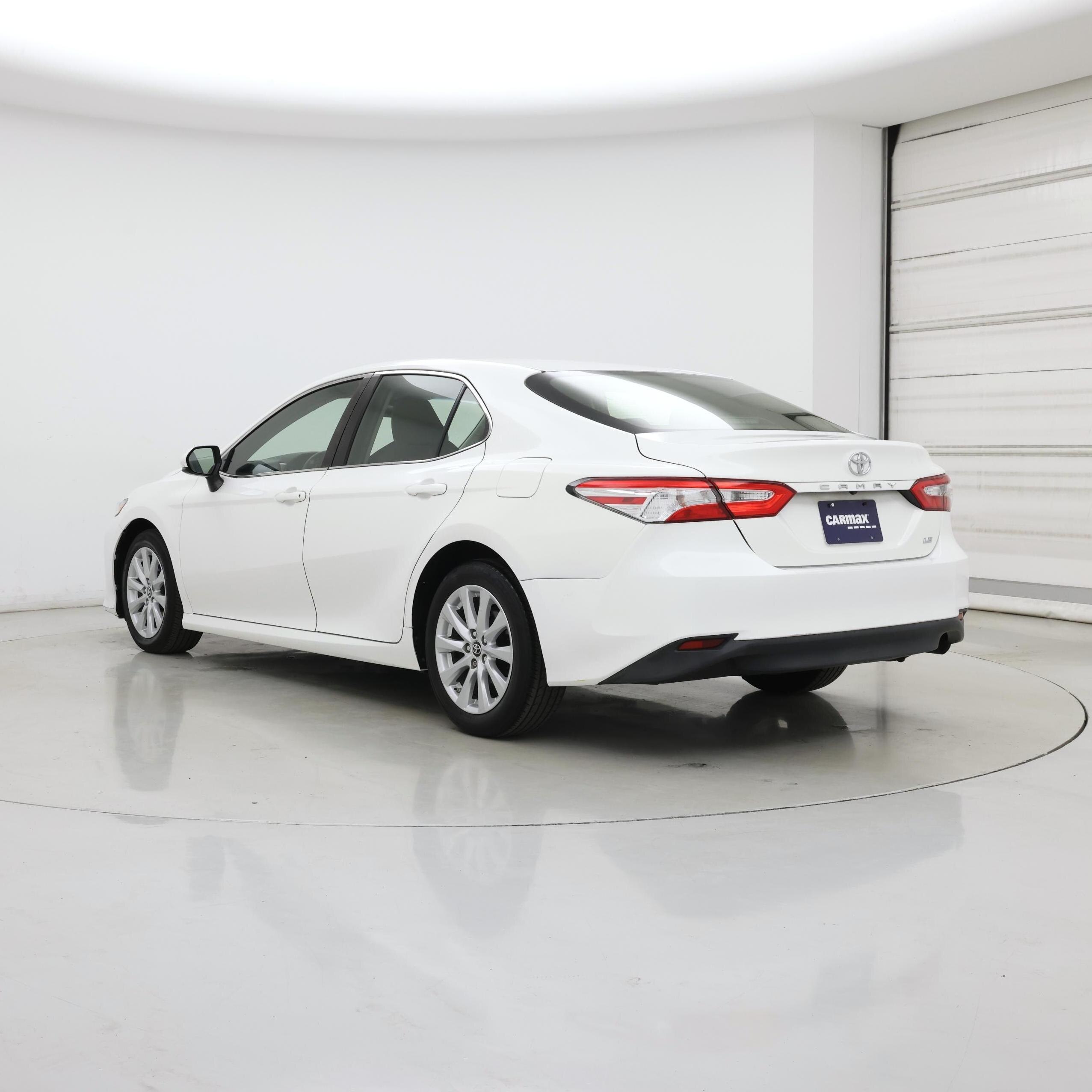 Thumbnail: 2018 Toyota Camry - 2