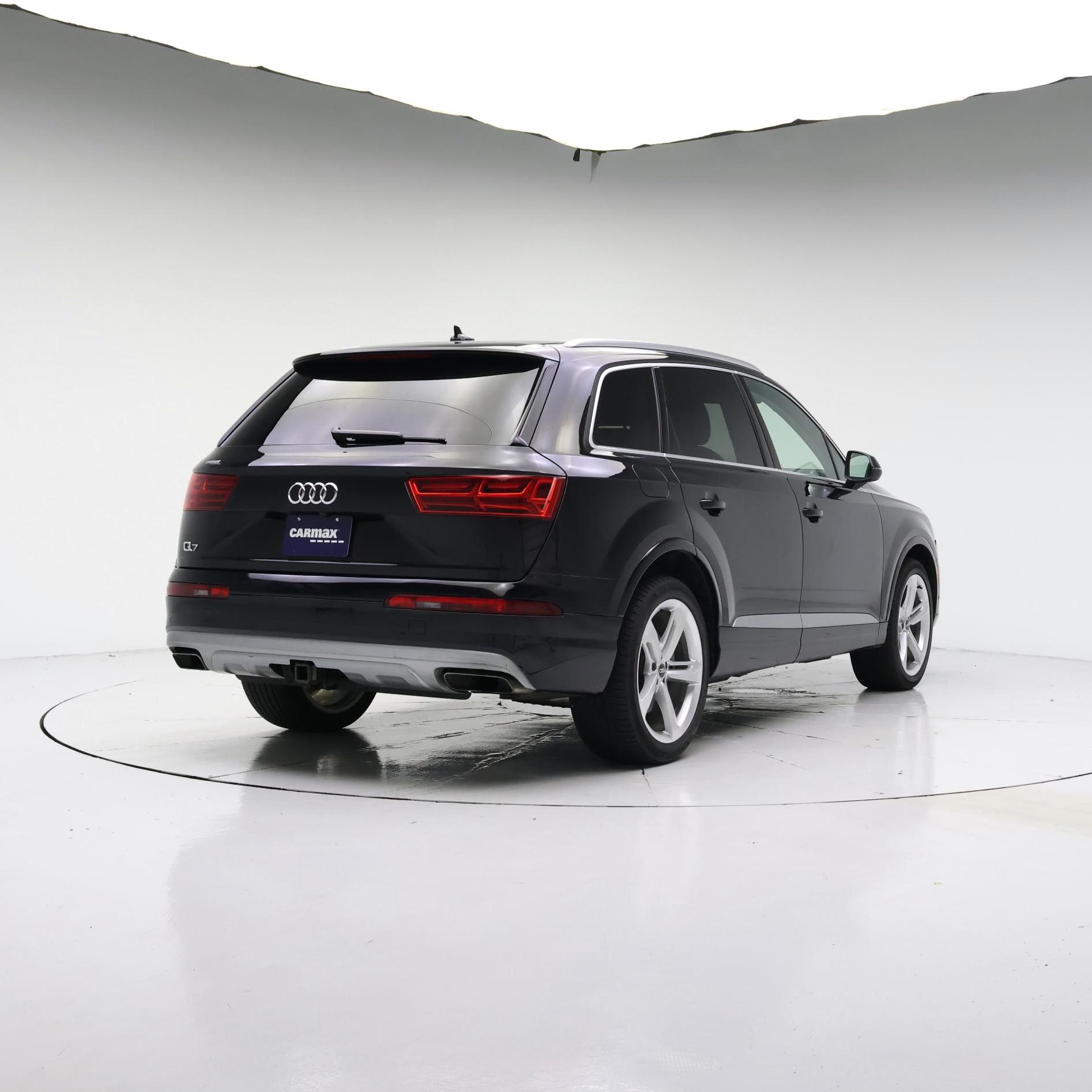 Thumbnail: 2019 Audi Q7 - 8