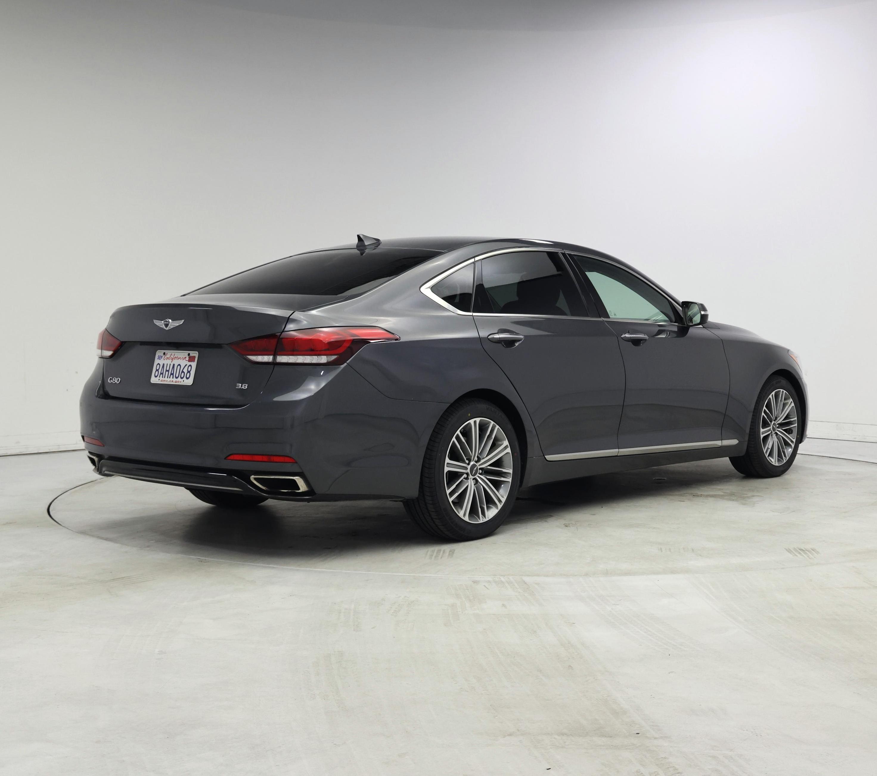Thumbnail: 2018 Genesis G80 - 8