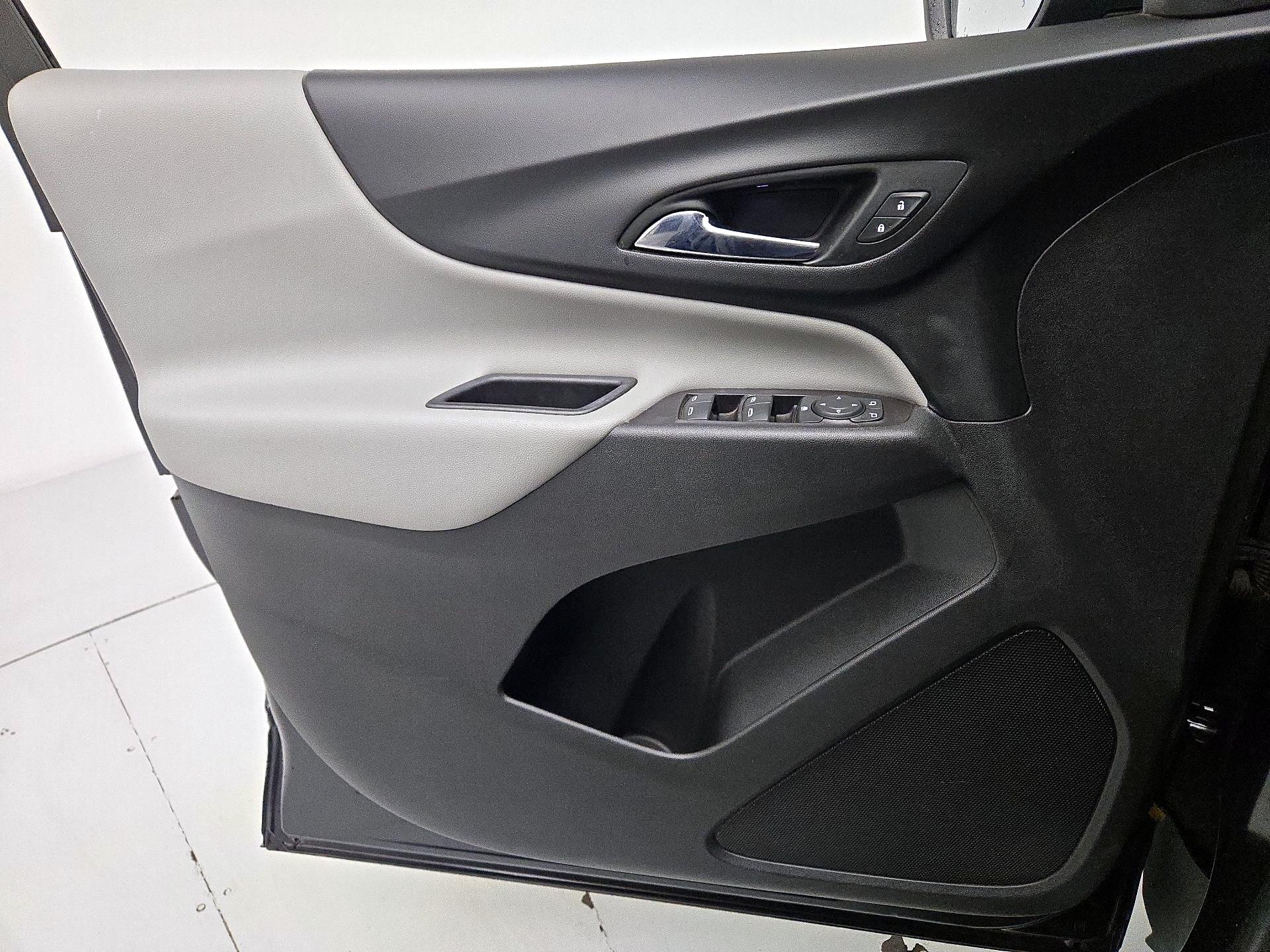 Thumbnail: 2020 Chevrolet Equinox - 12