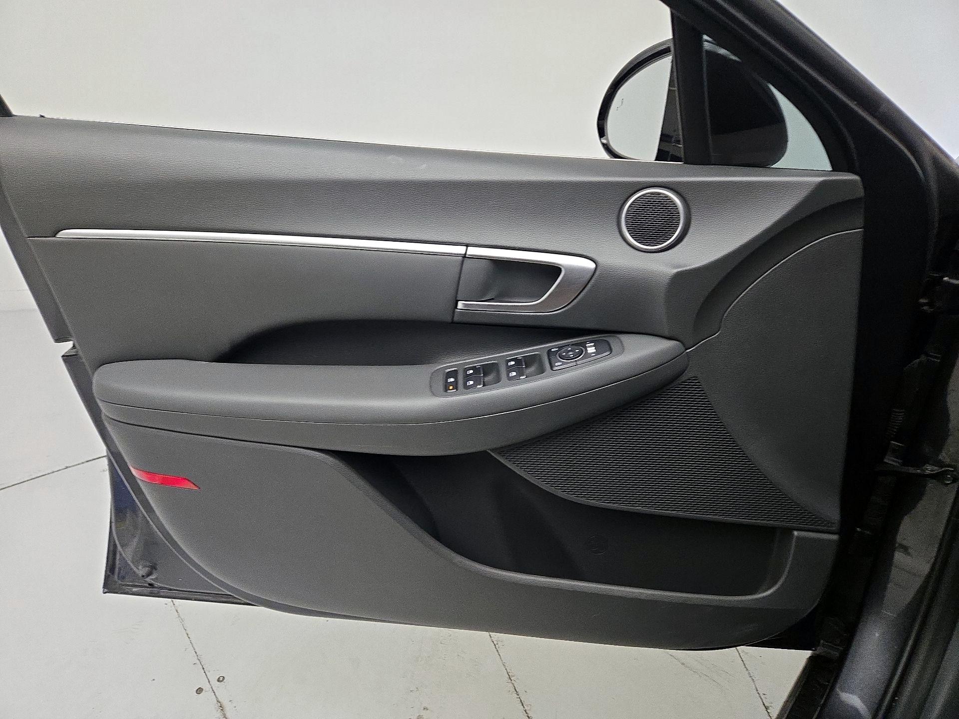 Thumbnail: 2021 Hyundai Sonata - 12