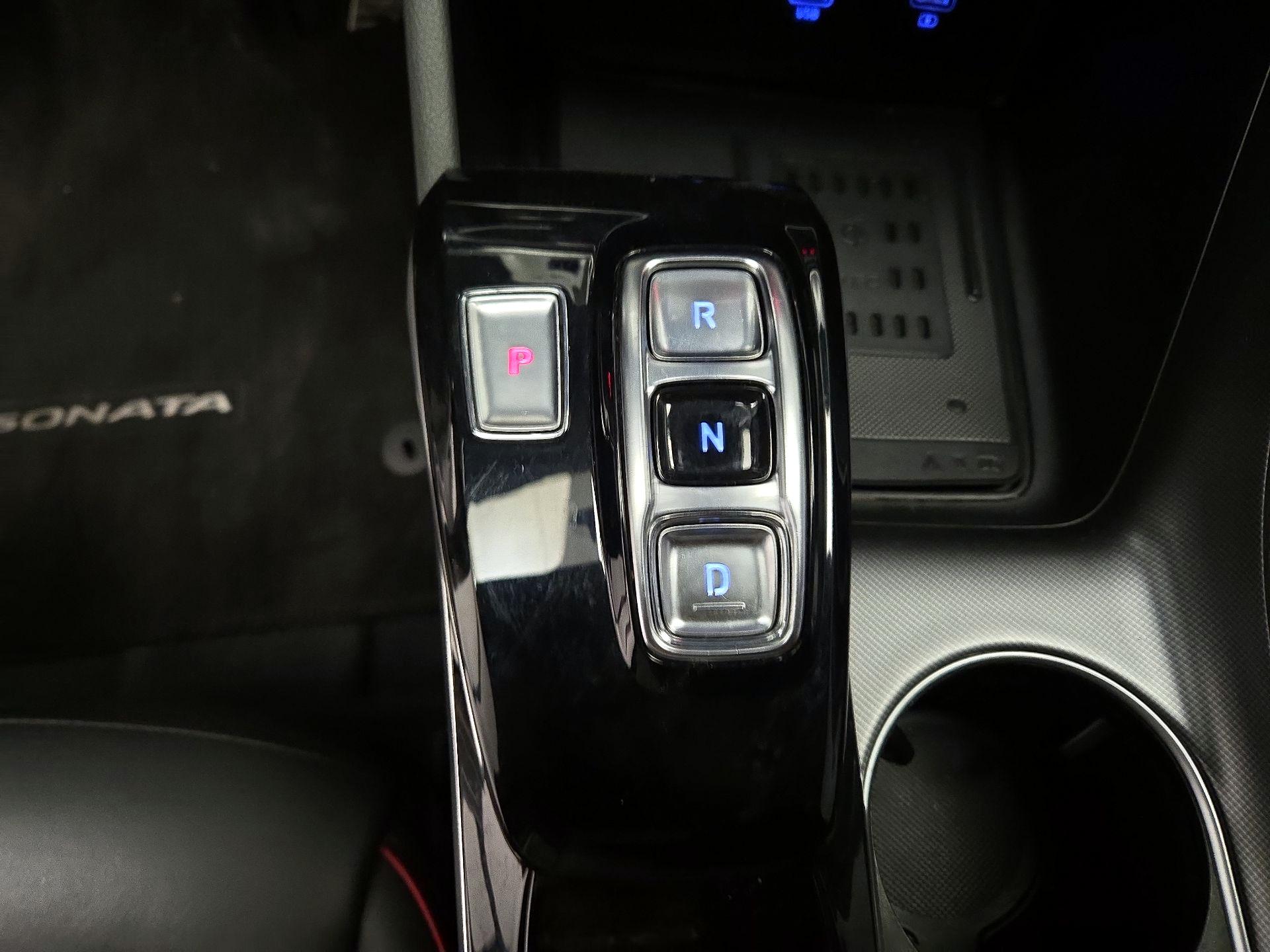Thumbnail: 2021 Hyundai Sonata - 17