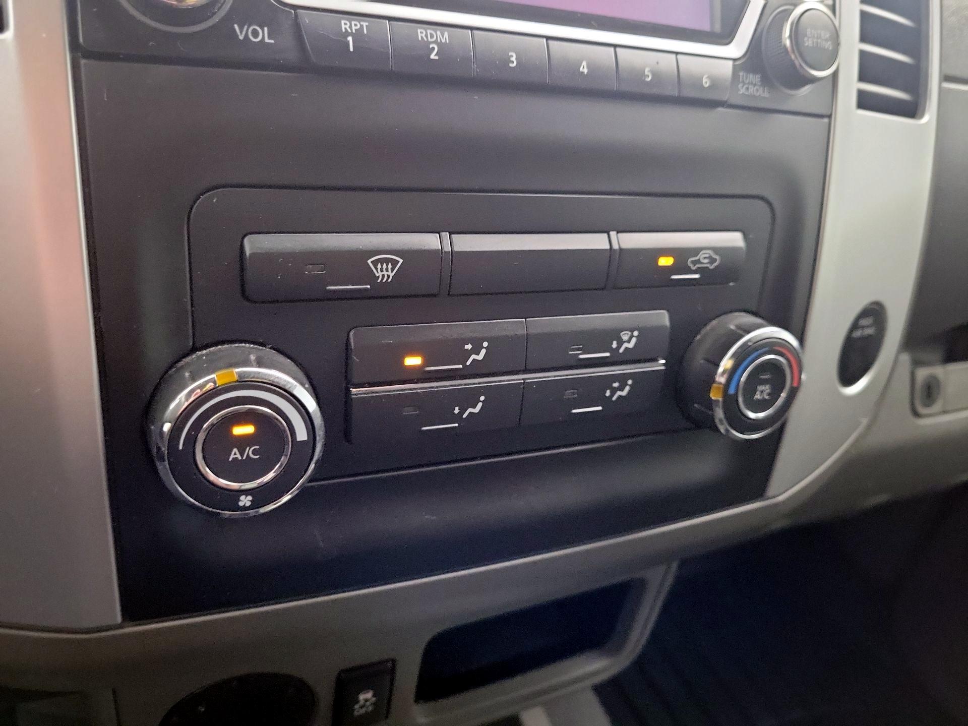 Thumbnail: 2018 Nissan Frontier - 16
