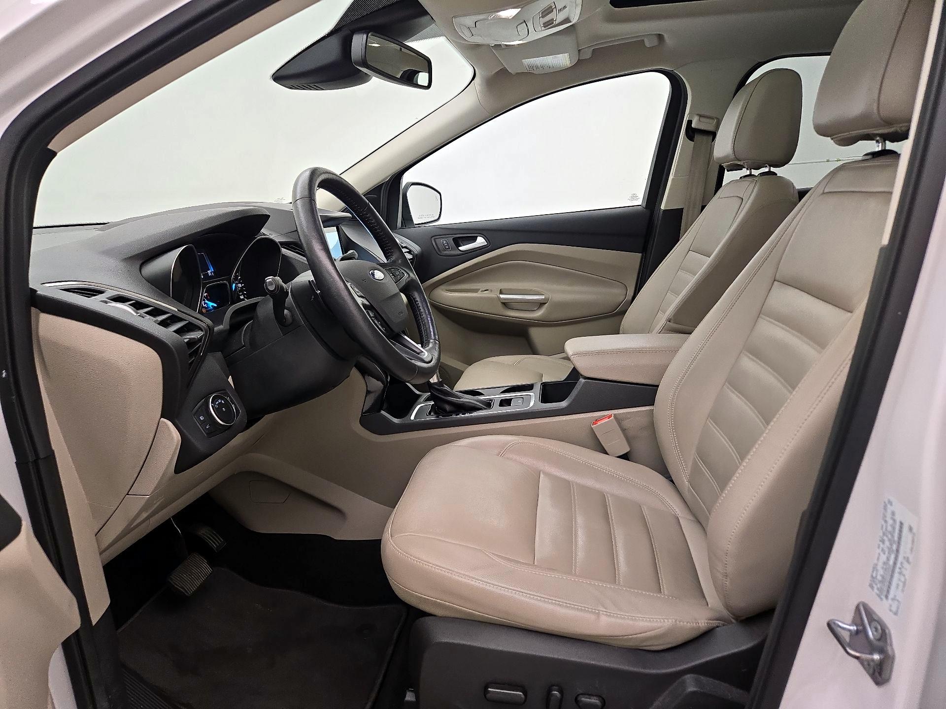 Thumbnail: 2017 Ford Escape - 11