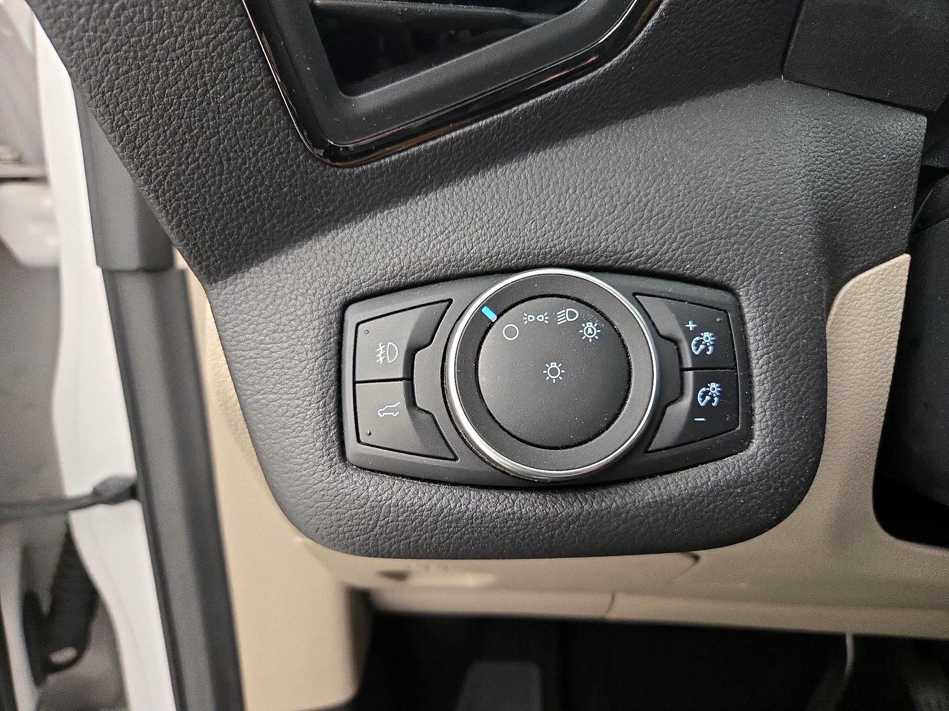 Thumbnail: 2017 Ford Escape - 13