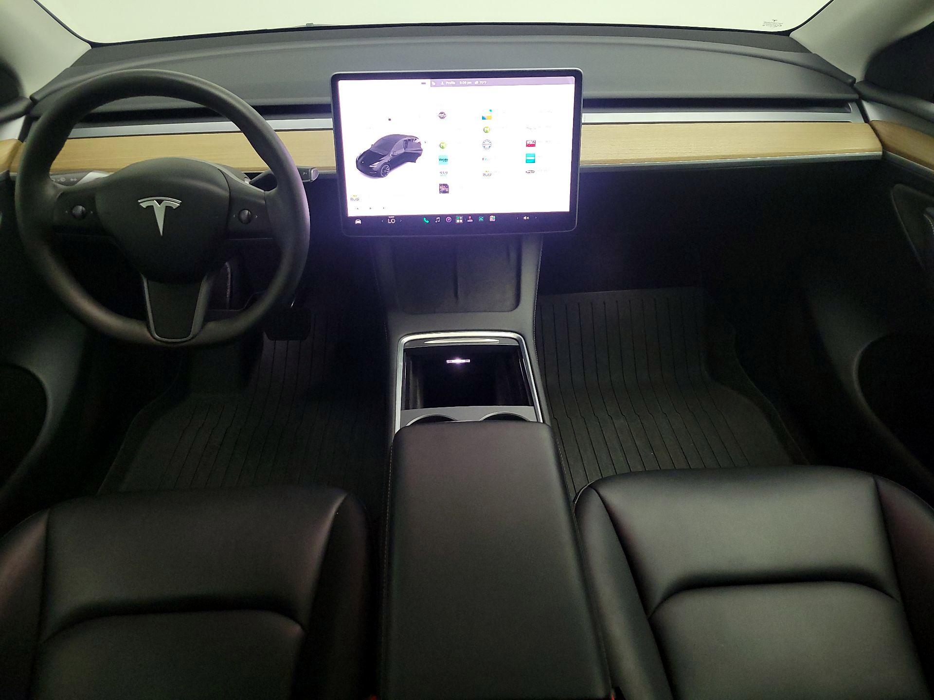 Thumbnail: 2023 Tesla Model Y - 9