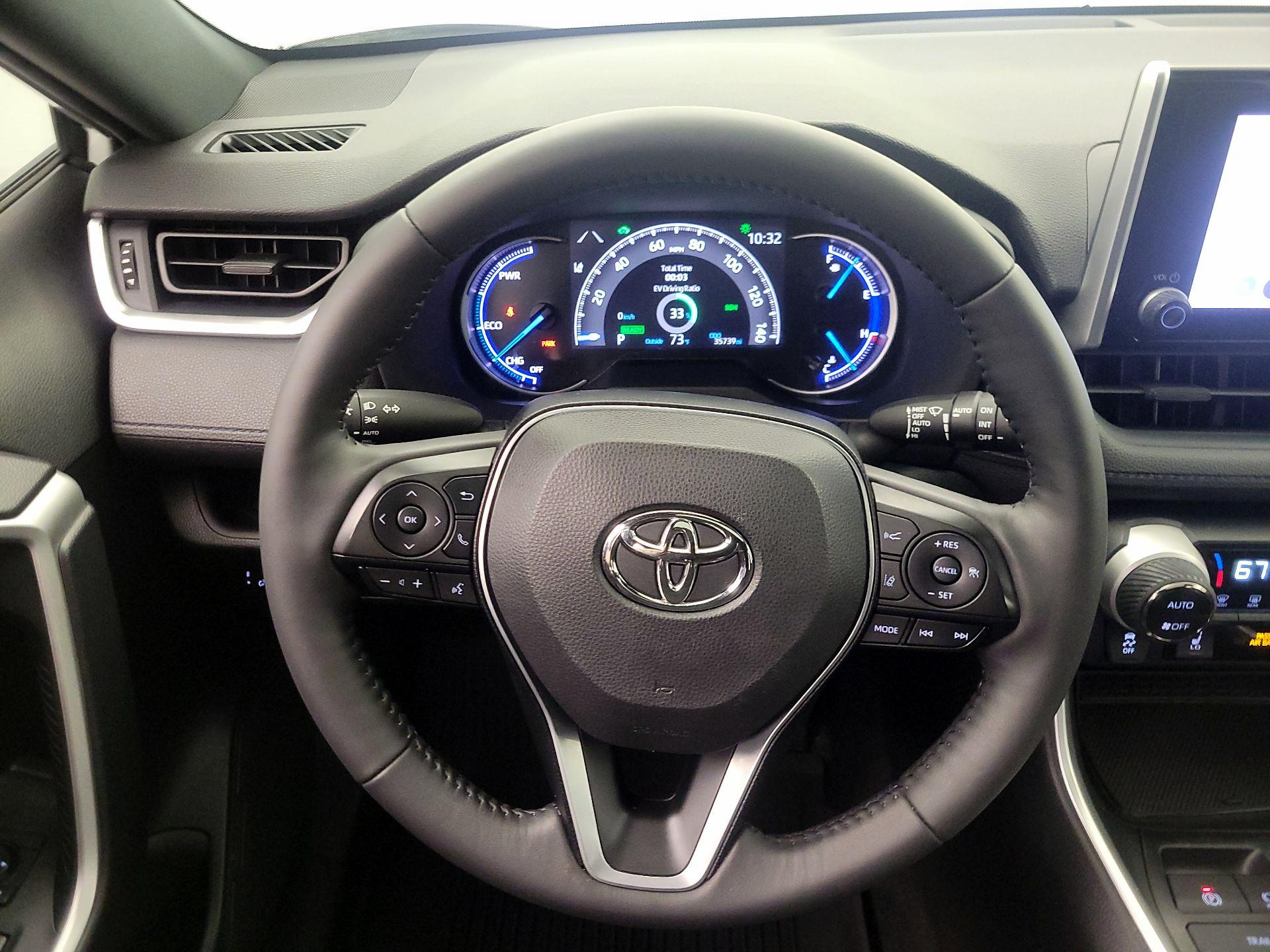 Thumbnail: 2023 Toyota RAV4 - 10