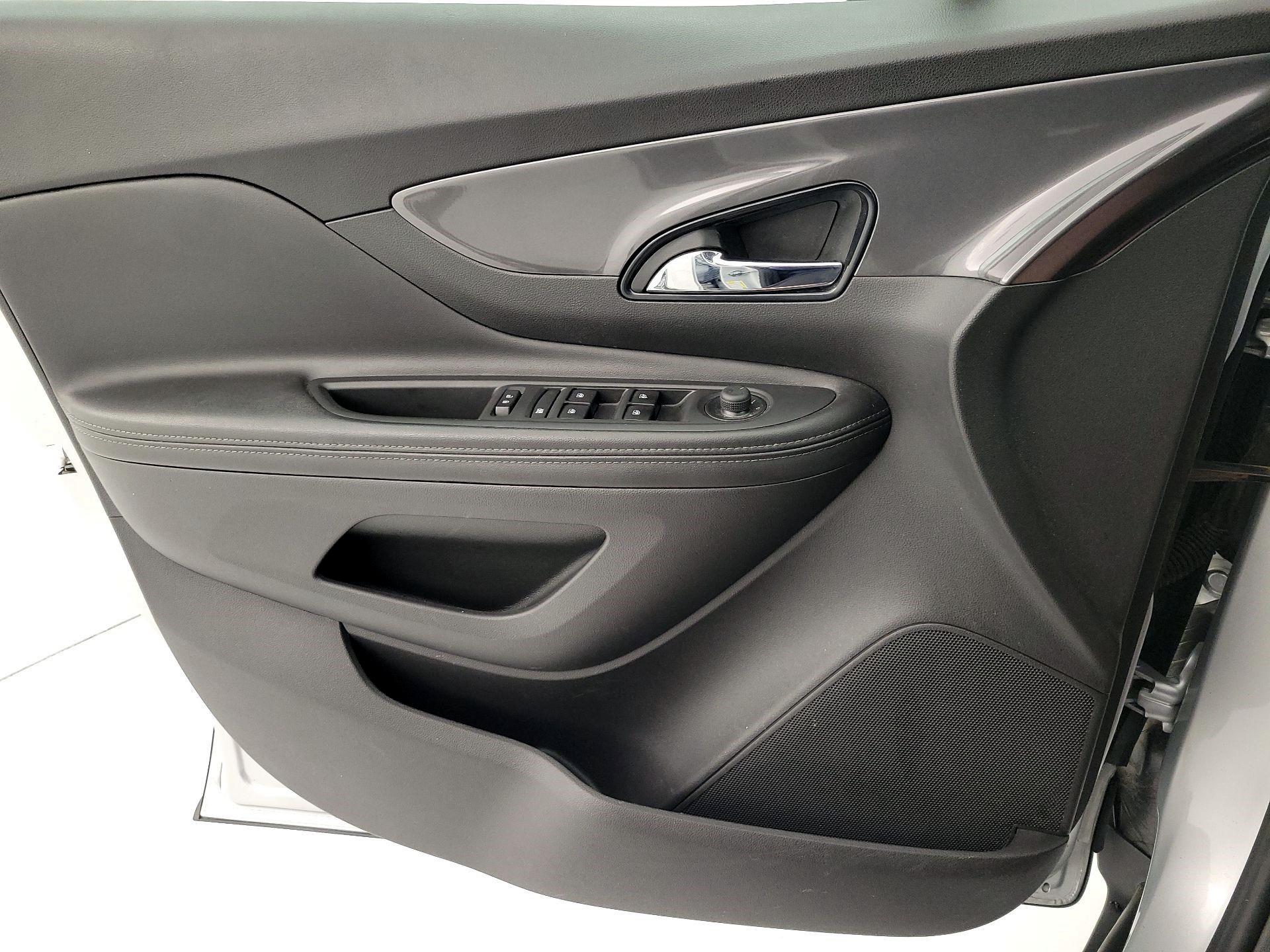 Thumbnail: 2021 Buick Encore - 12
