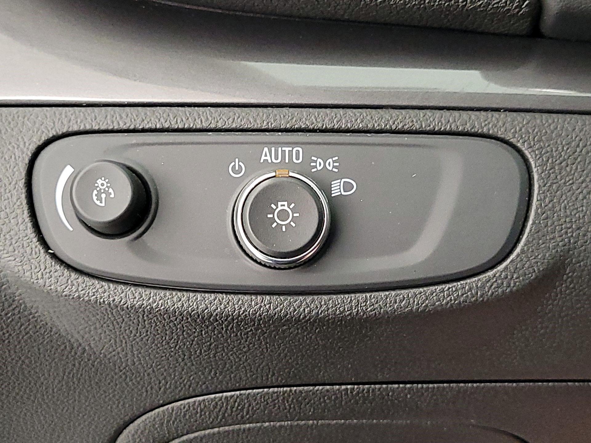 Thumbnail: 2021 Buick Encore - 13