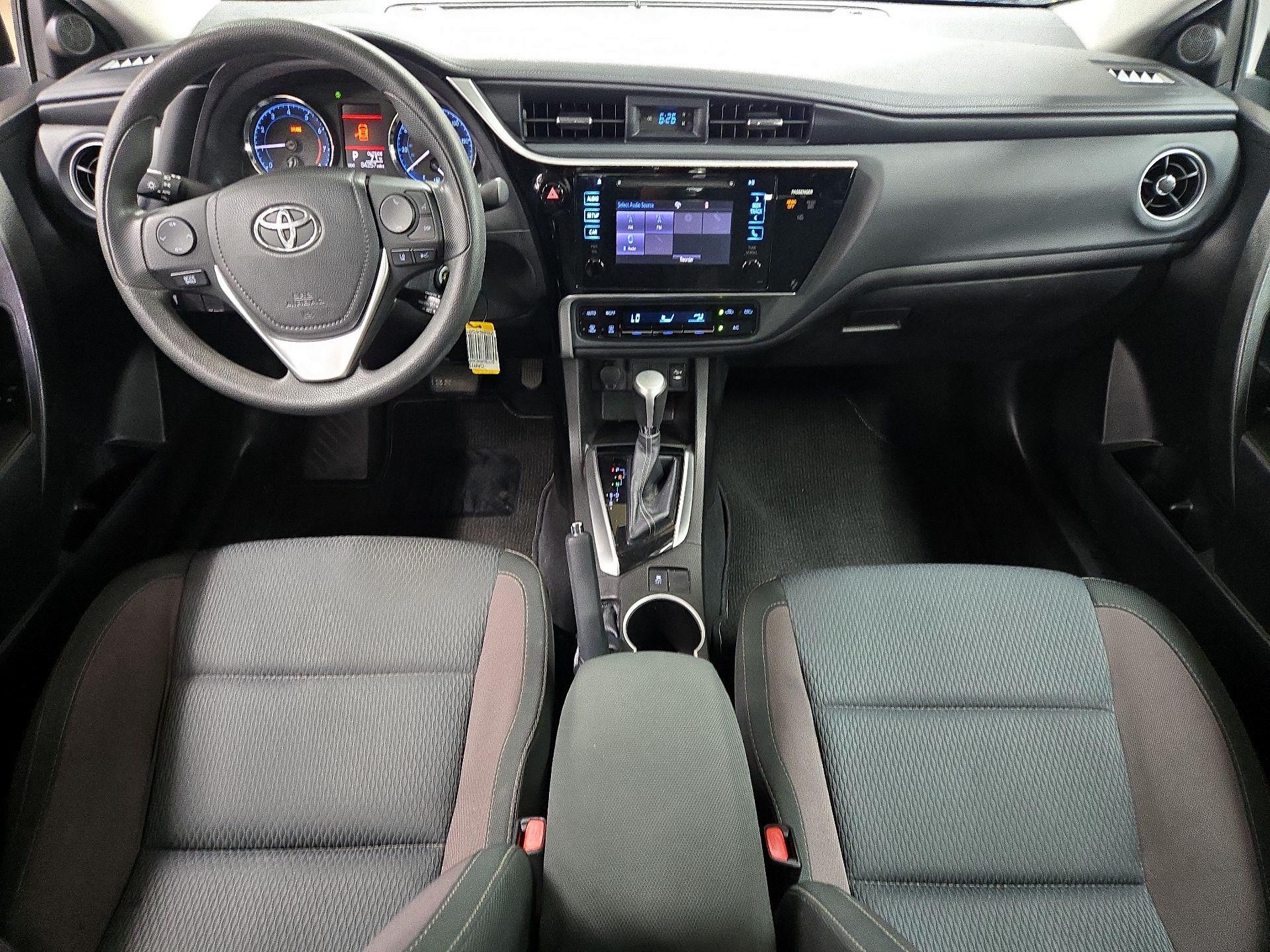 Thumbnail: 2017 Toyota Corolla - 9