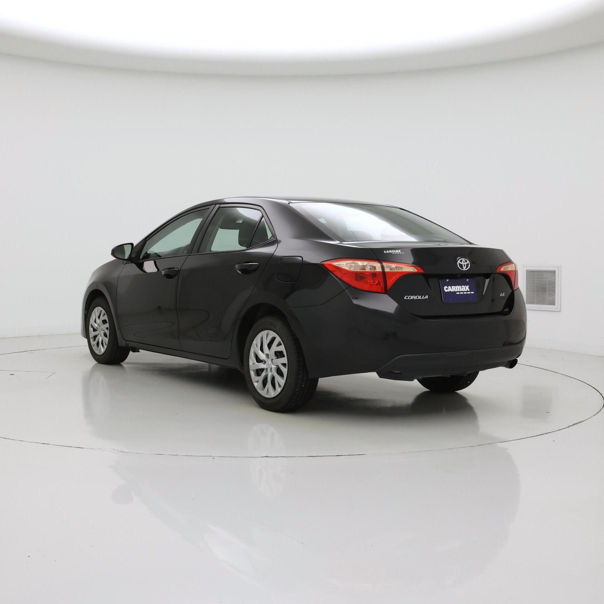 Thumbnail: 2017 Toyota Corolla - 2