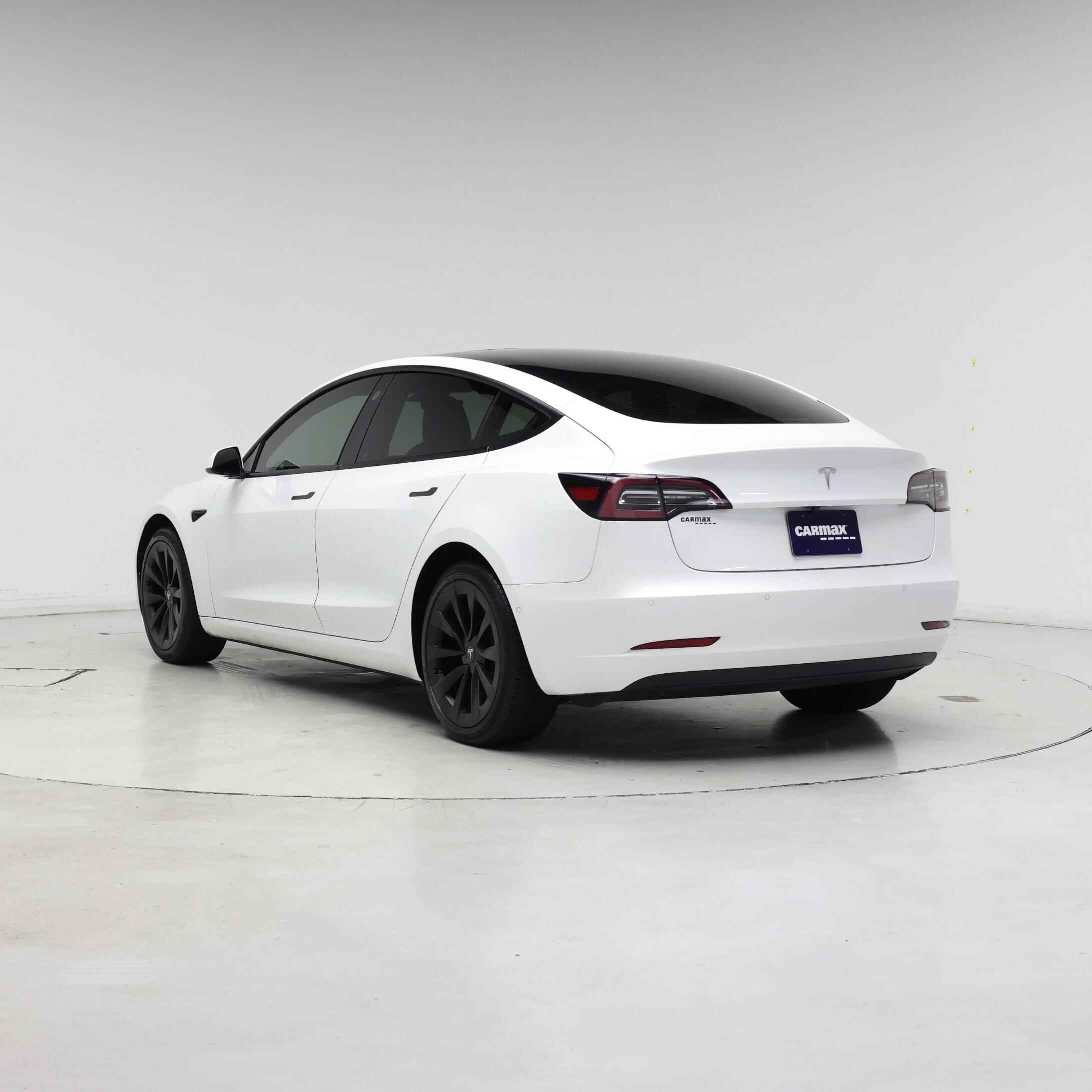 Thumbnail: 2021 Tesla Model 3 - 2