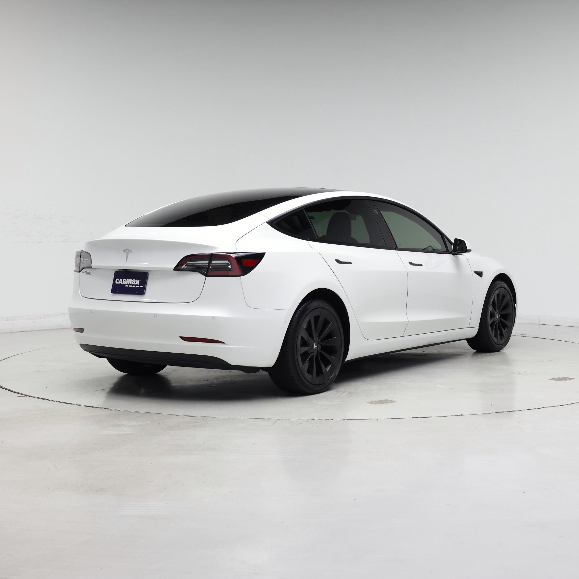 Thumbnail: 2021 Tesla Model 3 - 8