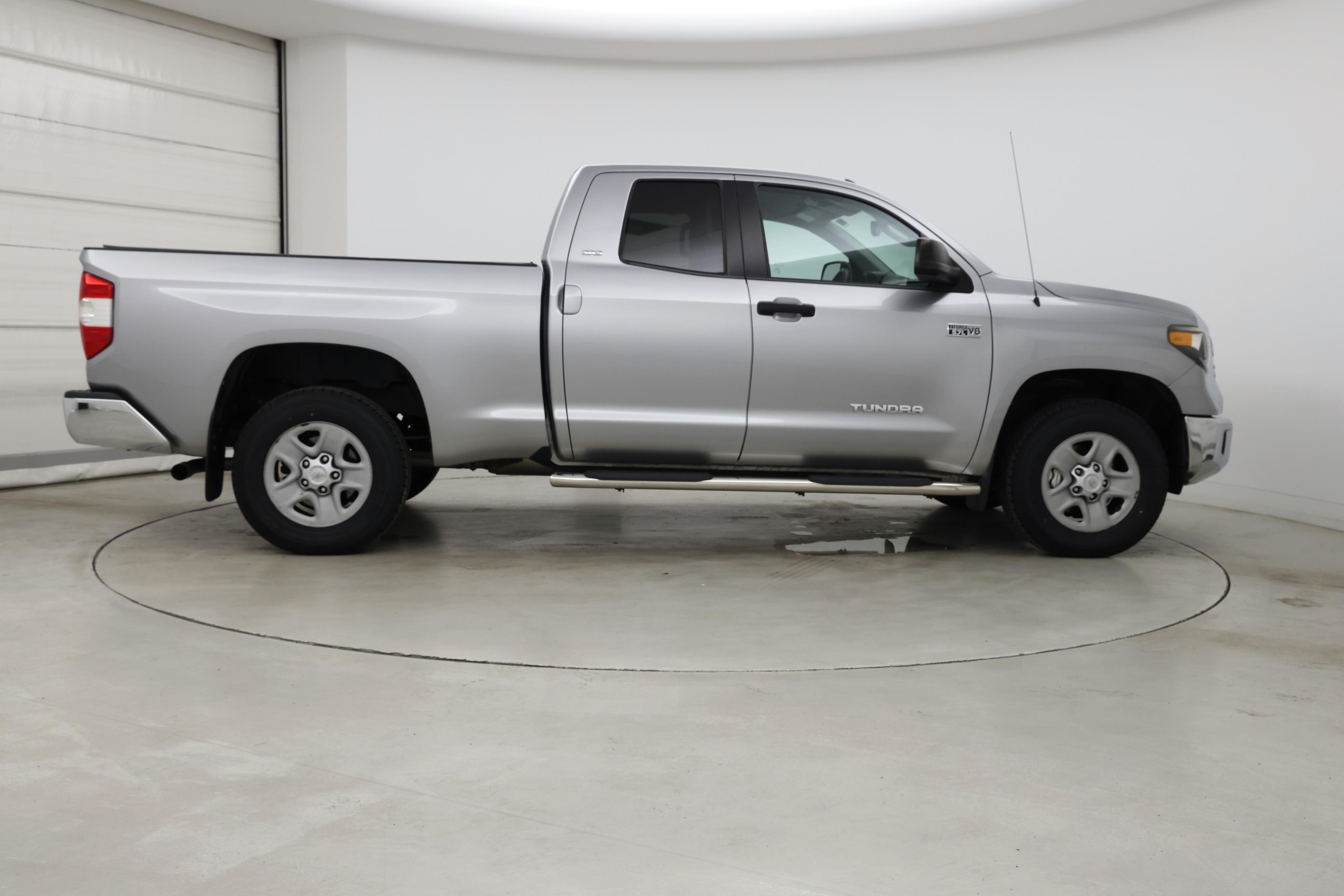 Thumbnail: 2019 Toyota Tundra - 7